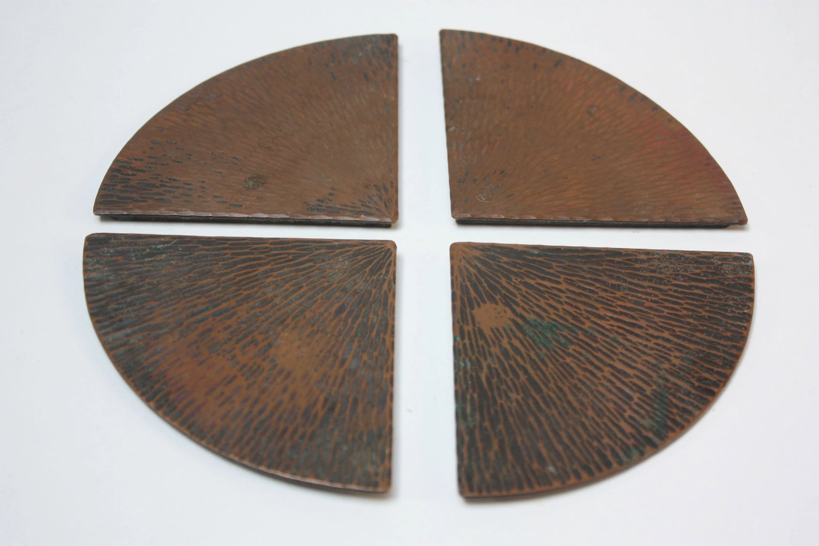 Early 20th Century Set of Roycroft Copper Blotter Corners - 2