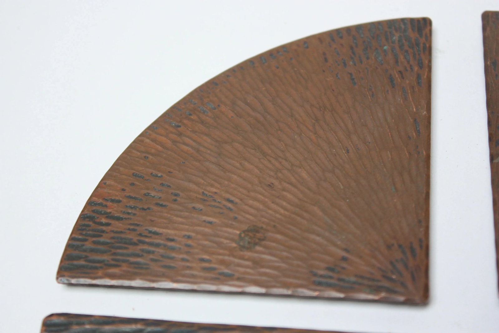 Early 20th Century Set of Roycroft Copper Blotter Corners - 6