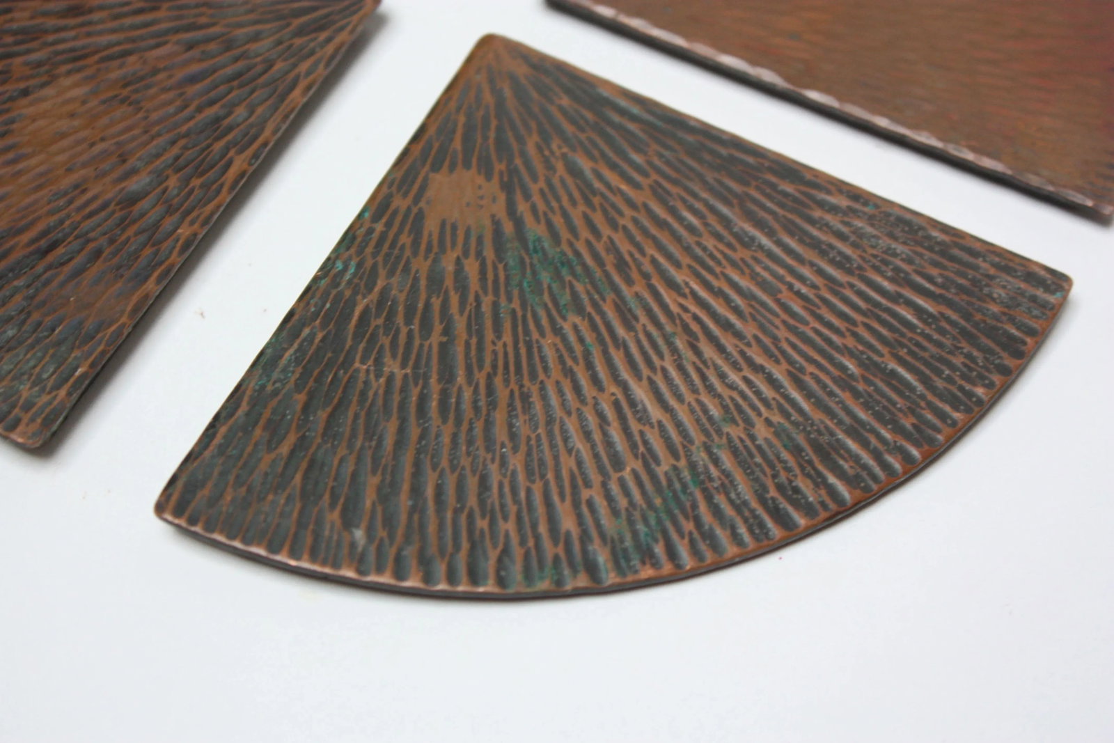 Early 20th Century Set of Roycroft Copper Blotter Corners - 7