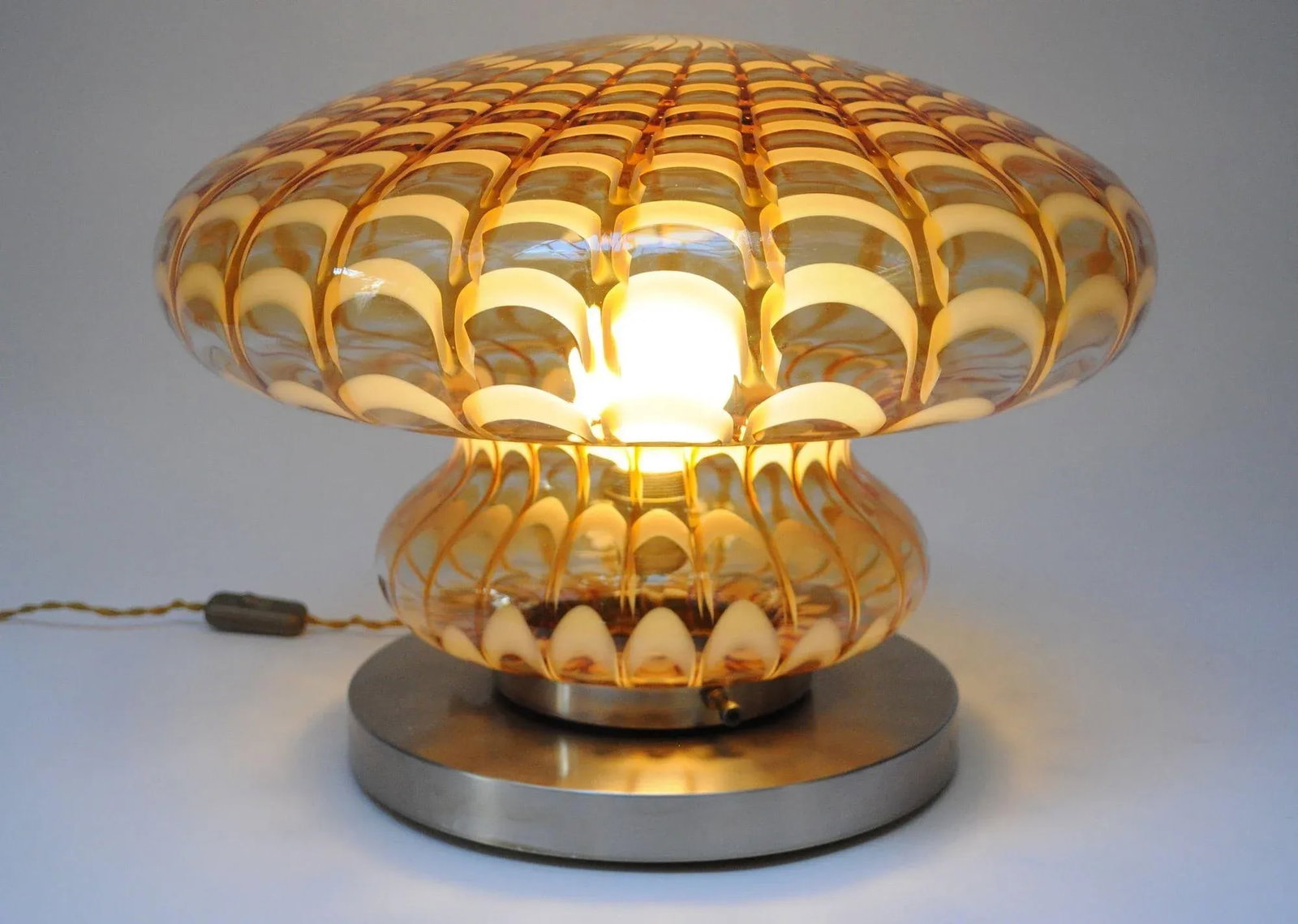 Vintage Italian Murano Glass Mushroom Form Table Lamp on Aluminum Base - 5