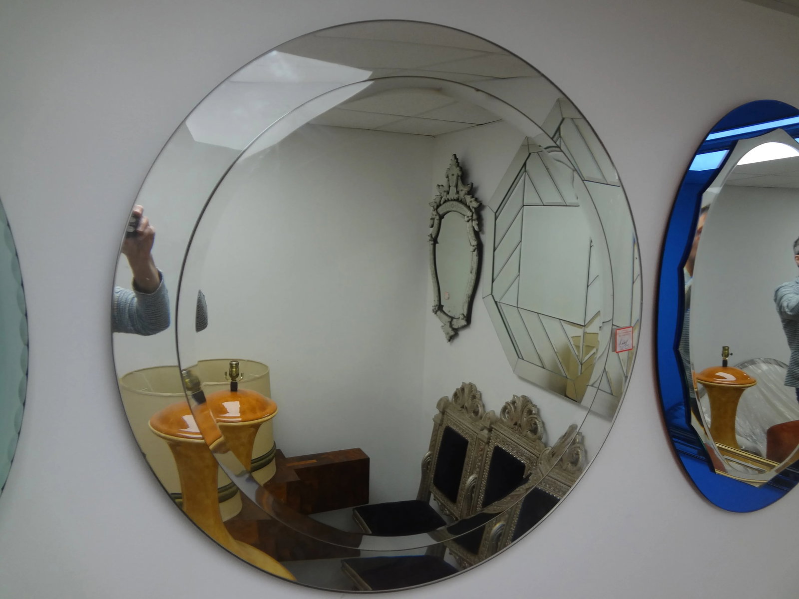 1960s Italian Modern Fontana Arte Style Beveled Mirror - 7
