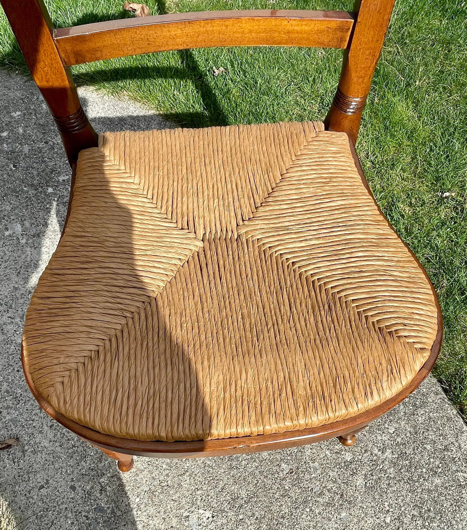 Hitchcock Style Carved Eagle Back Balloon Chair - 7
