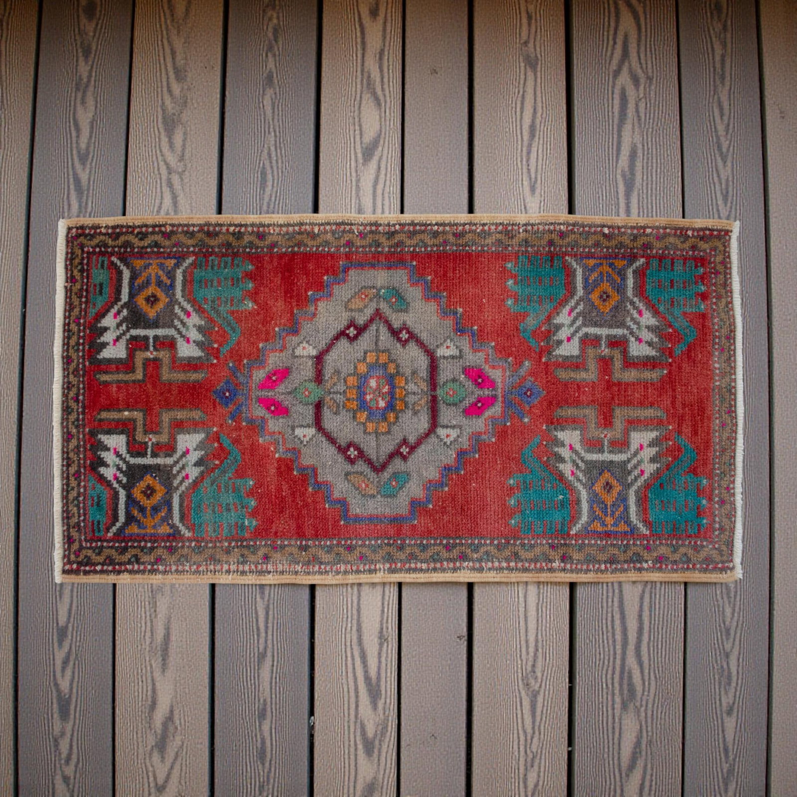 1970s Hand Knotted Small Oushak Rug Faded Mini Rug Mat - 1'8" X 3'2" - 3