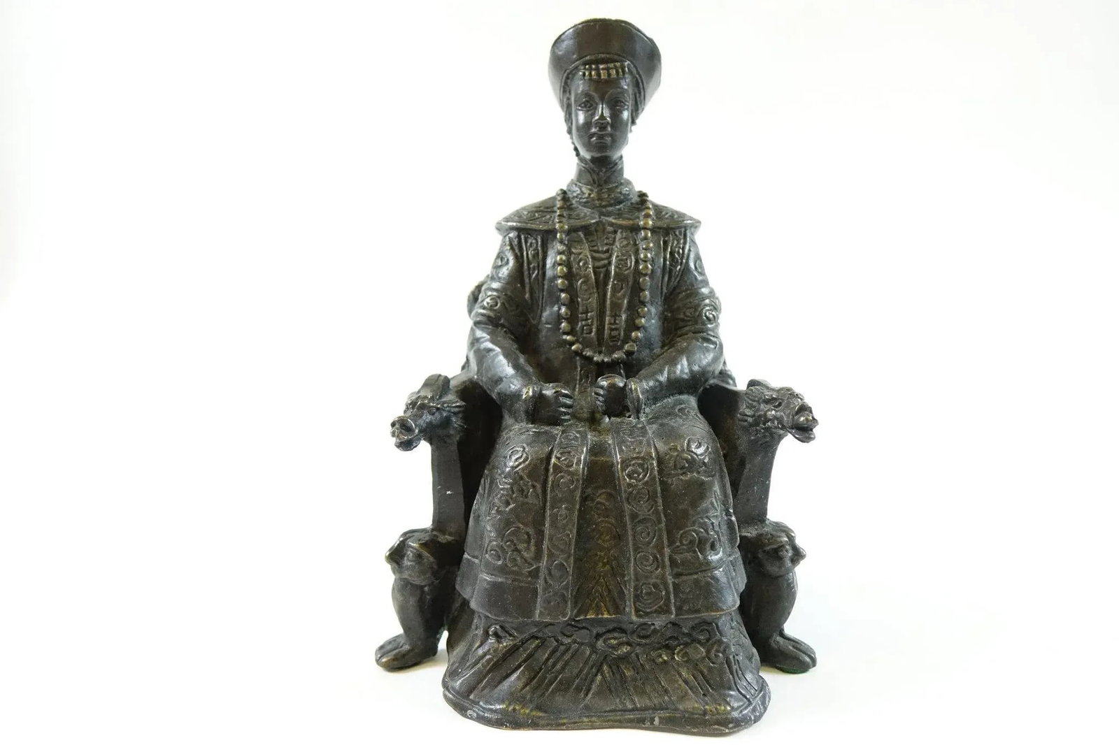 Pair of 19th Century Chinese Bronze Figures of Emperor and Empress - 4