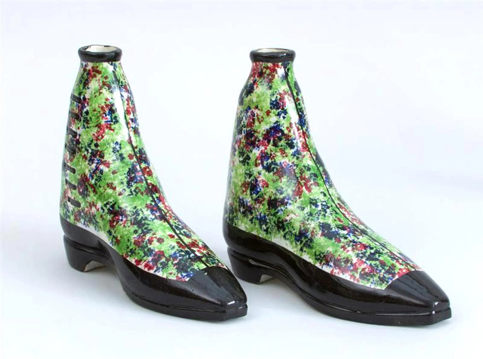 Scottish Pottery Pearlware Sponged Spirit Flasks Modelled in Form of Boots - 11