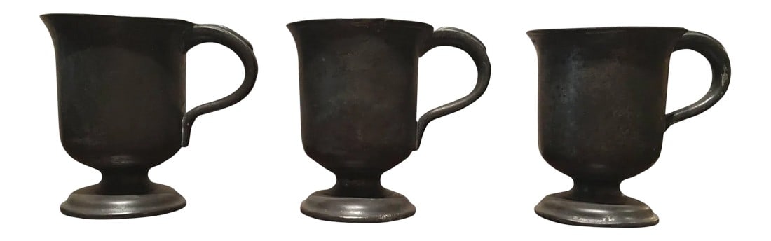 English Pewter Footed Tavern Mugs 19th Century - Set of 3: English set of three pewter footed mugs or cups used in Taverns, 19th century. These mugs were used either in taverns or at home Condition: Alterations: Unknown Imperfections: Some Imperfections