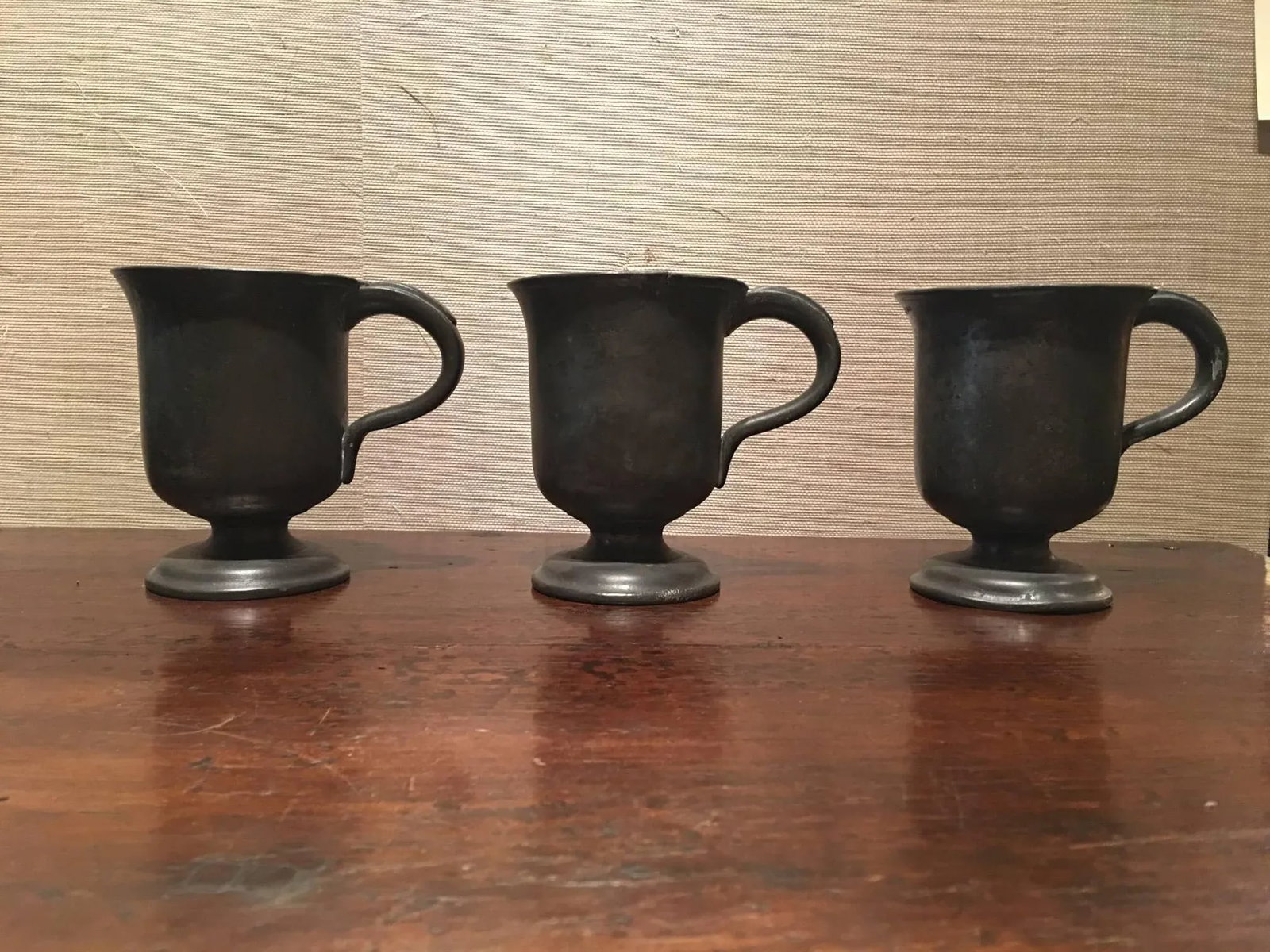 English Pewter Footed Tavern Mugs 19th Century - Set of 3 - 4