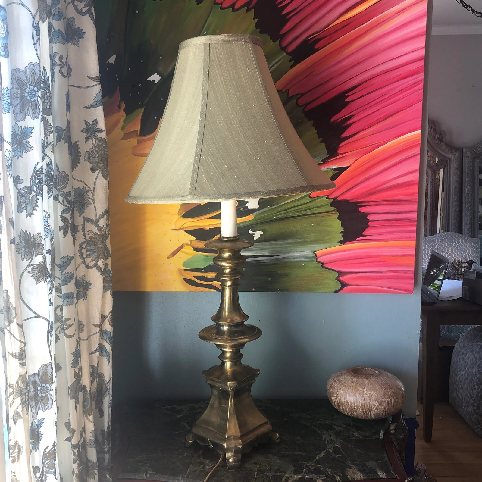 1970s Brass Footed Table Lamp With Shade - 10