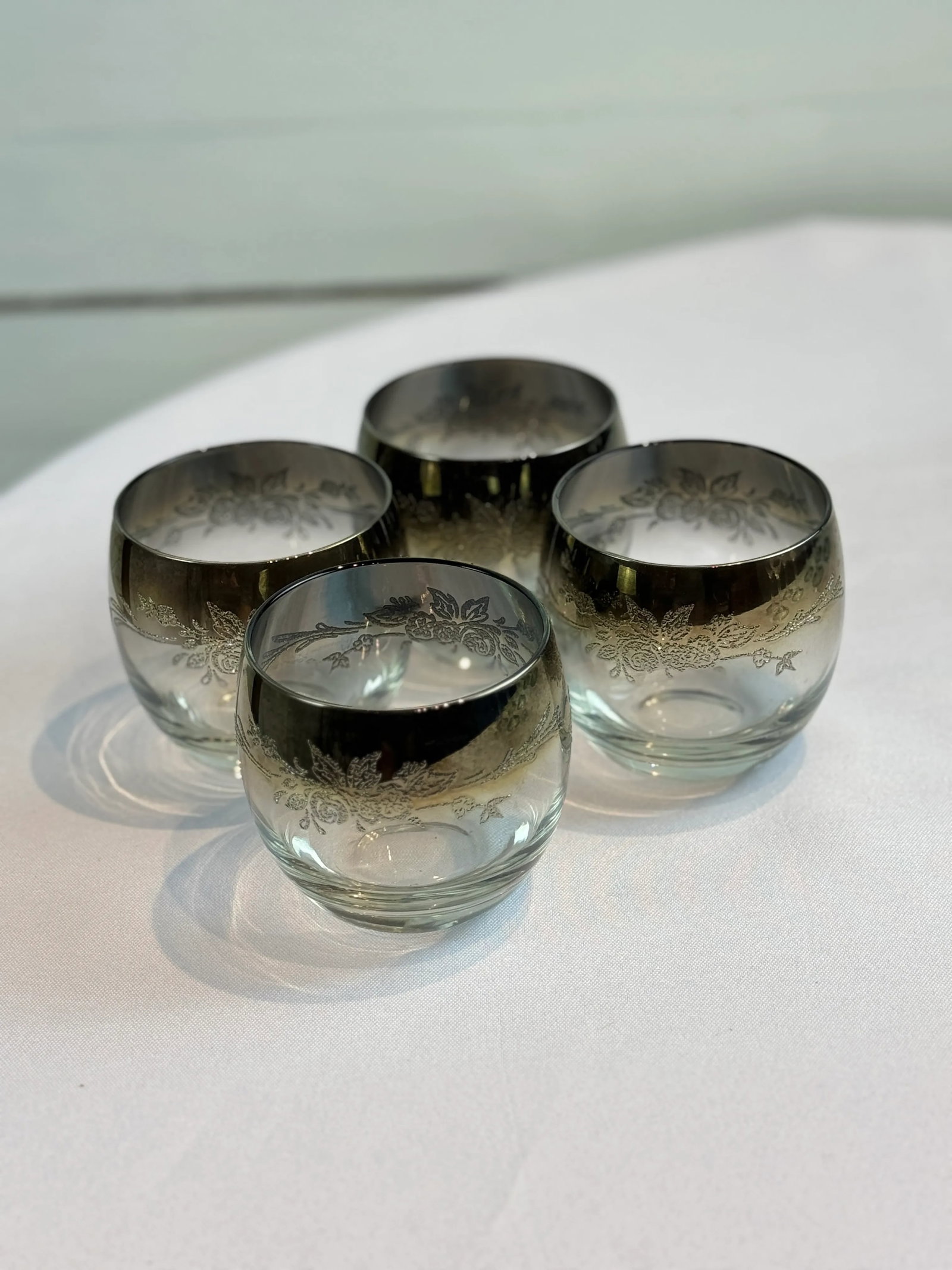 1970s Mid Century Vintage Floral Etched Queen Lusterware Silver Fade Ombre Cocktail Set, Made in Fra - 7