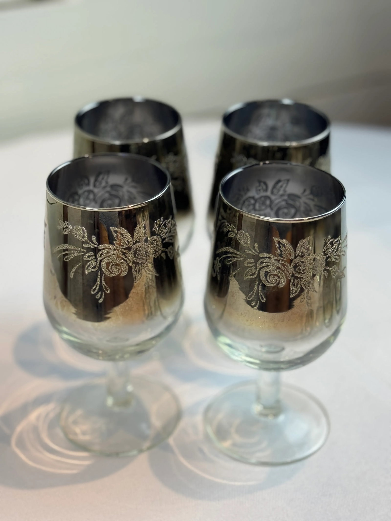 1970s Mid Century Vintage Floral Etched Queen Lusterware Silver Fade Ombre Cocktail Set, Made in Fra - 8
