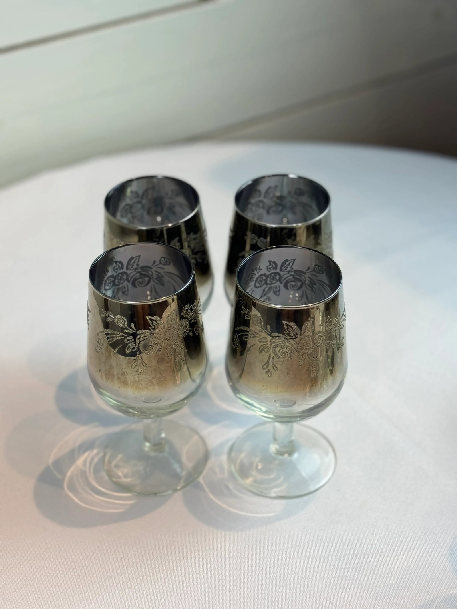 1970s Mid Century Vintage Floral Etched Queen Lusterware Silver Fade Ombre Cocktail Set, Made in Fra - 9