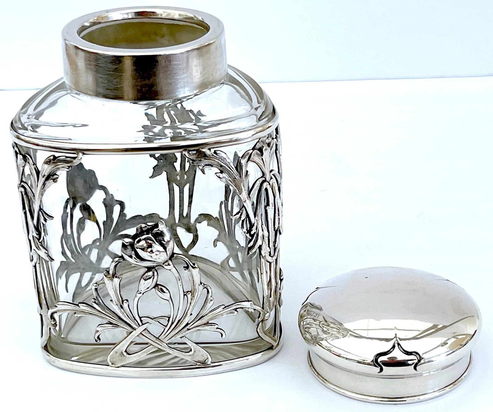 Exquisite Art Nouveau Sterling Mounted Crystal Triangular Box - 10