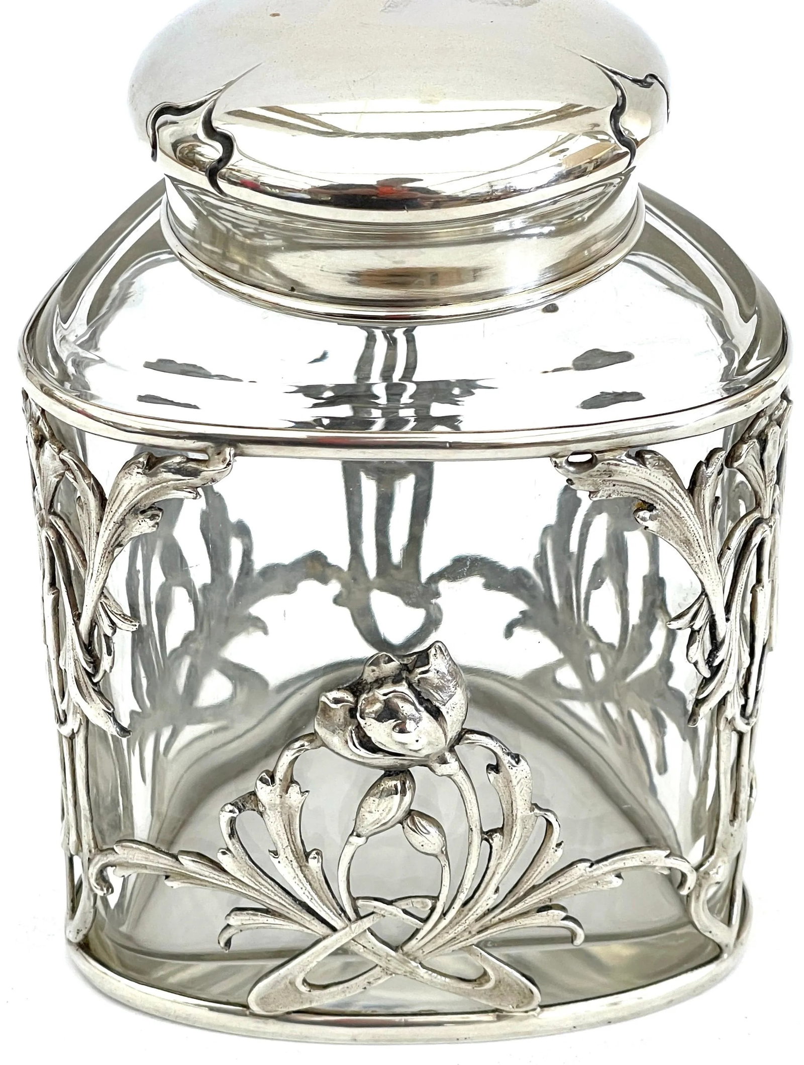 Exquisite Art Nouveau Sterling Mounted Crystal Triangular Box - 3