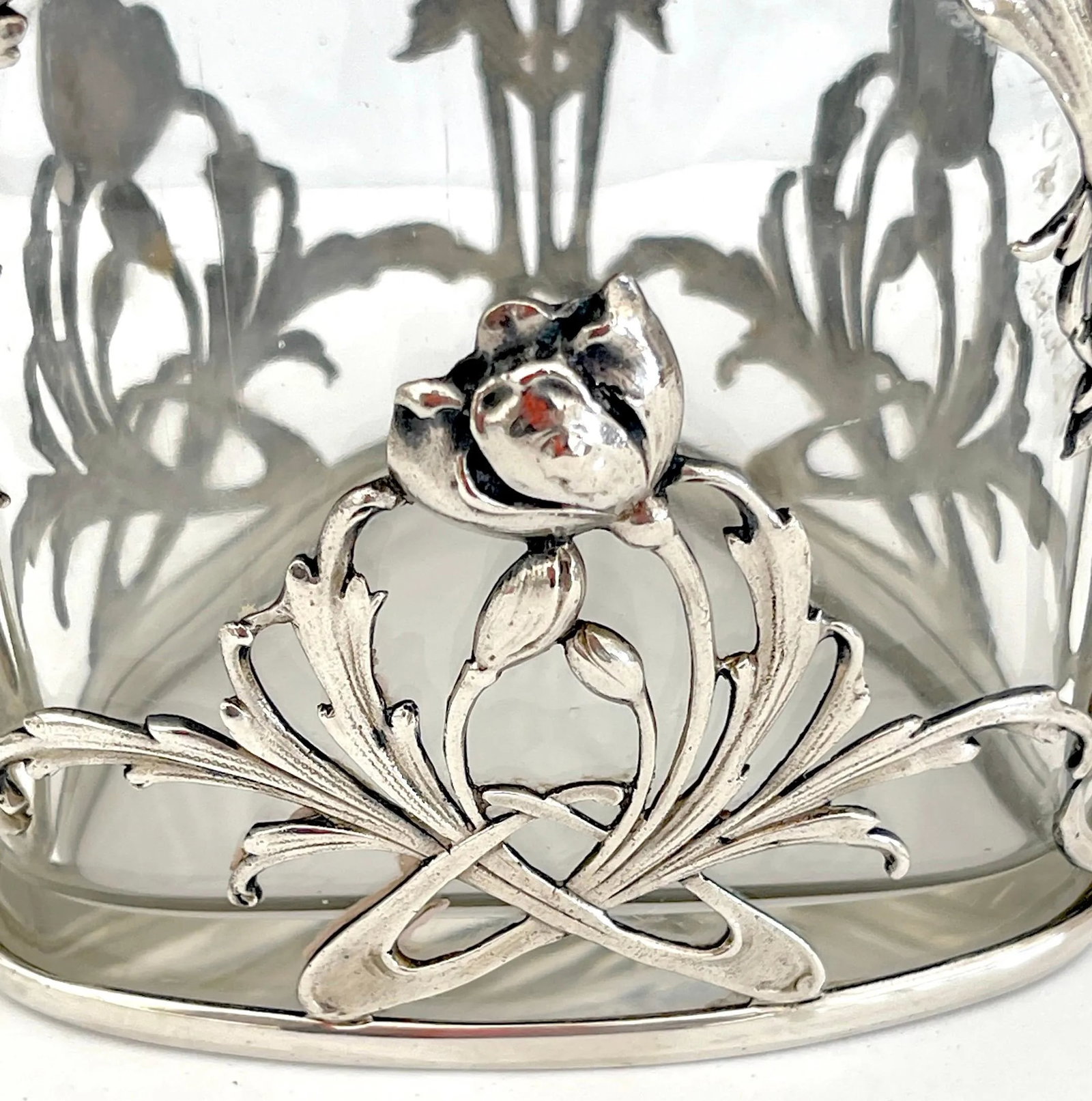 Exquisite Art Nouveau Sterling Mounted Crystal Triangular Box - 8