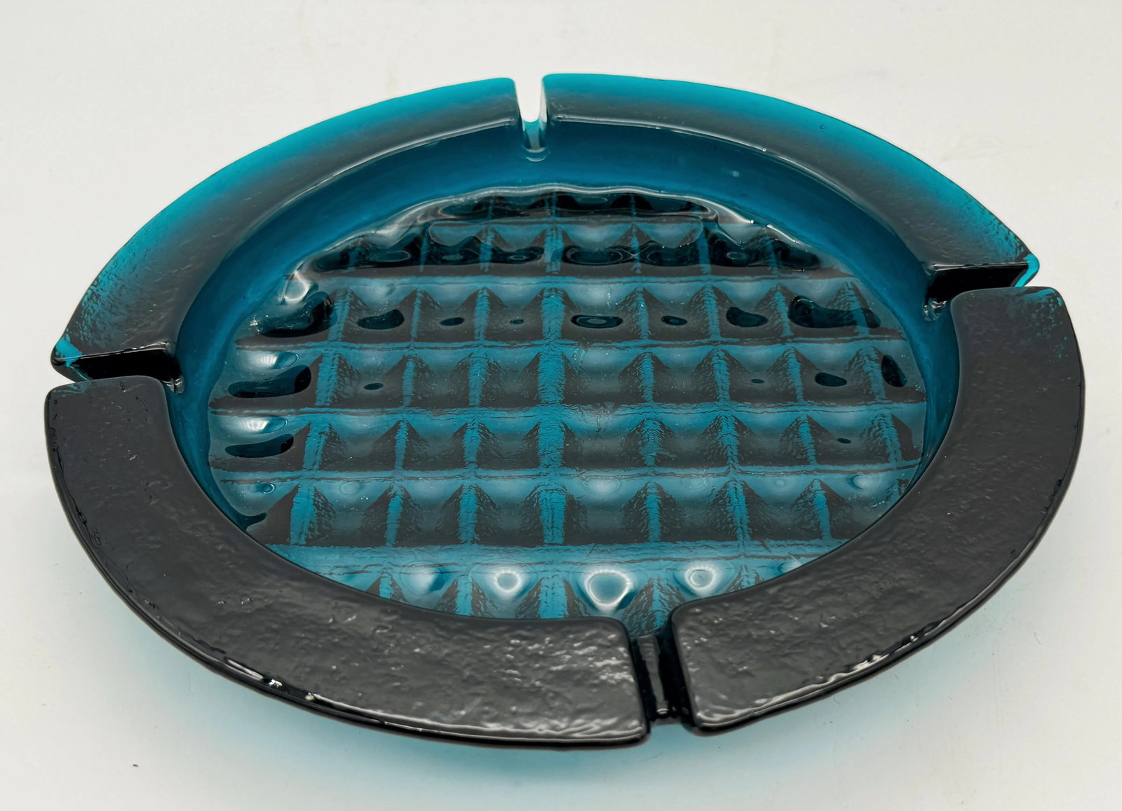 Massive 1970s Blenko 'Caribbean Blue' Brutalist Ashtray - 4