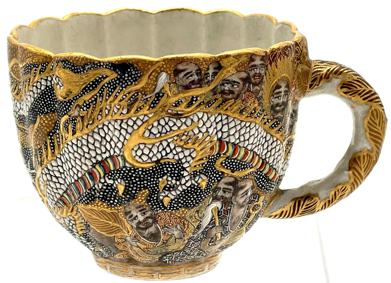 Extraordinary Meiji Satsuma Cup & Saucer, Raised Gilt Enamel Signature, Kozan Zo - a Pair - 5