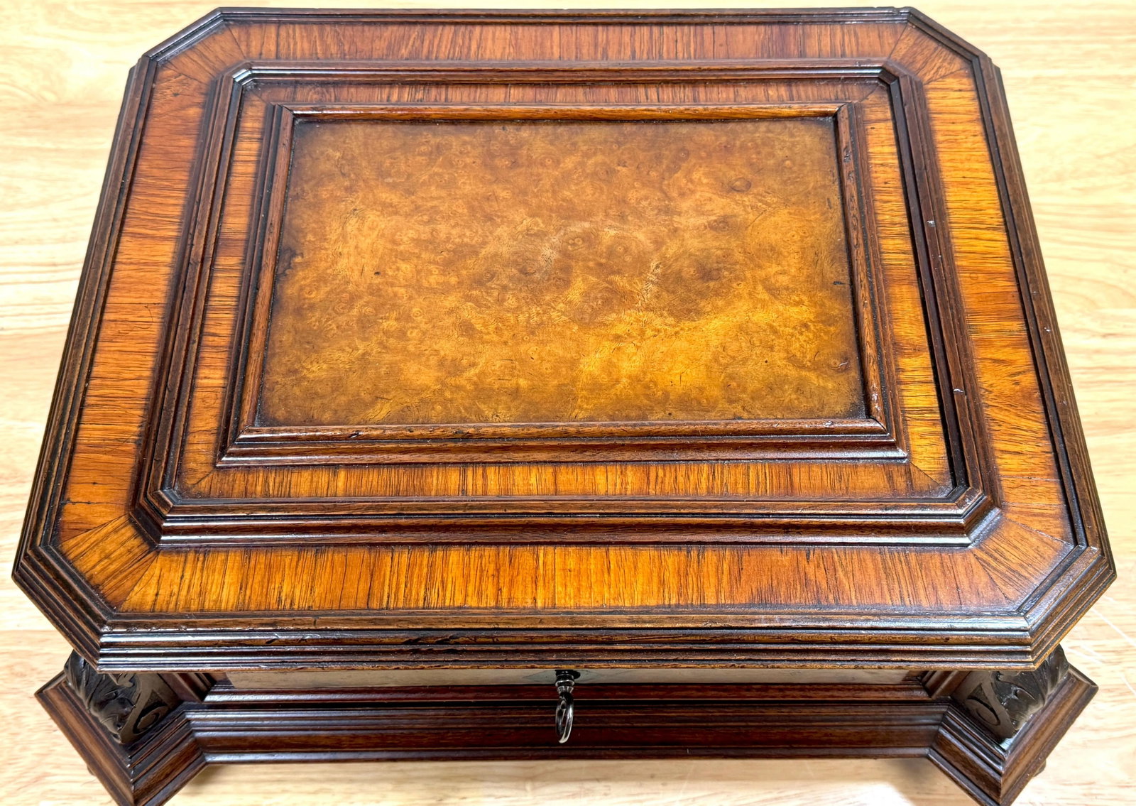 Napoleon III Exotic Burlwood Jewelry/ Table Box, France, Circa 1870s - 12