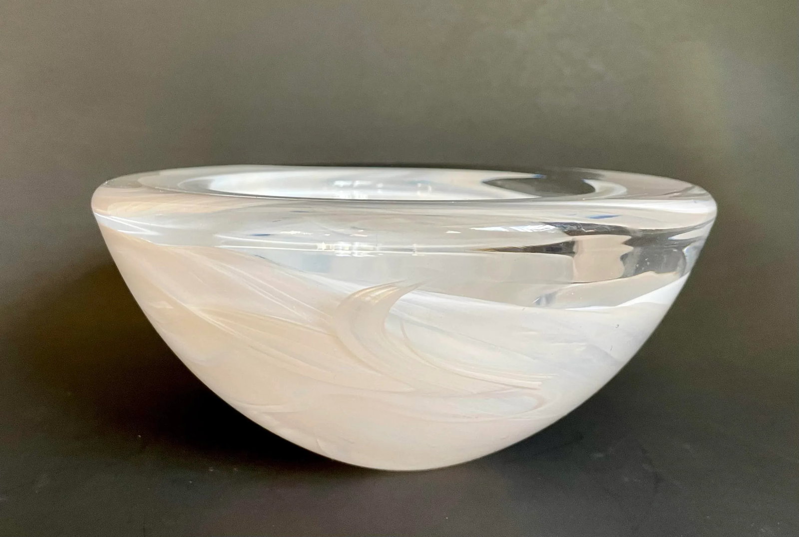 Swedish Kosta Boda "Atoll" Art Glass Bowl Designed by Anna Ehrner - 5