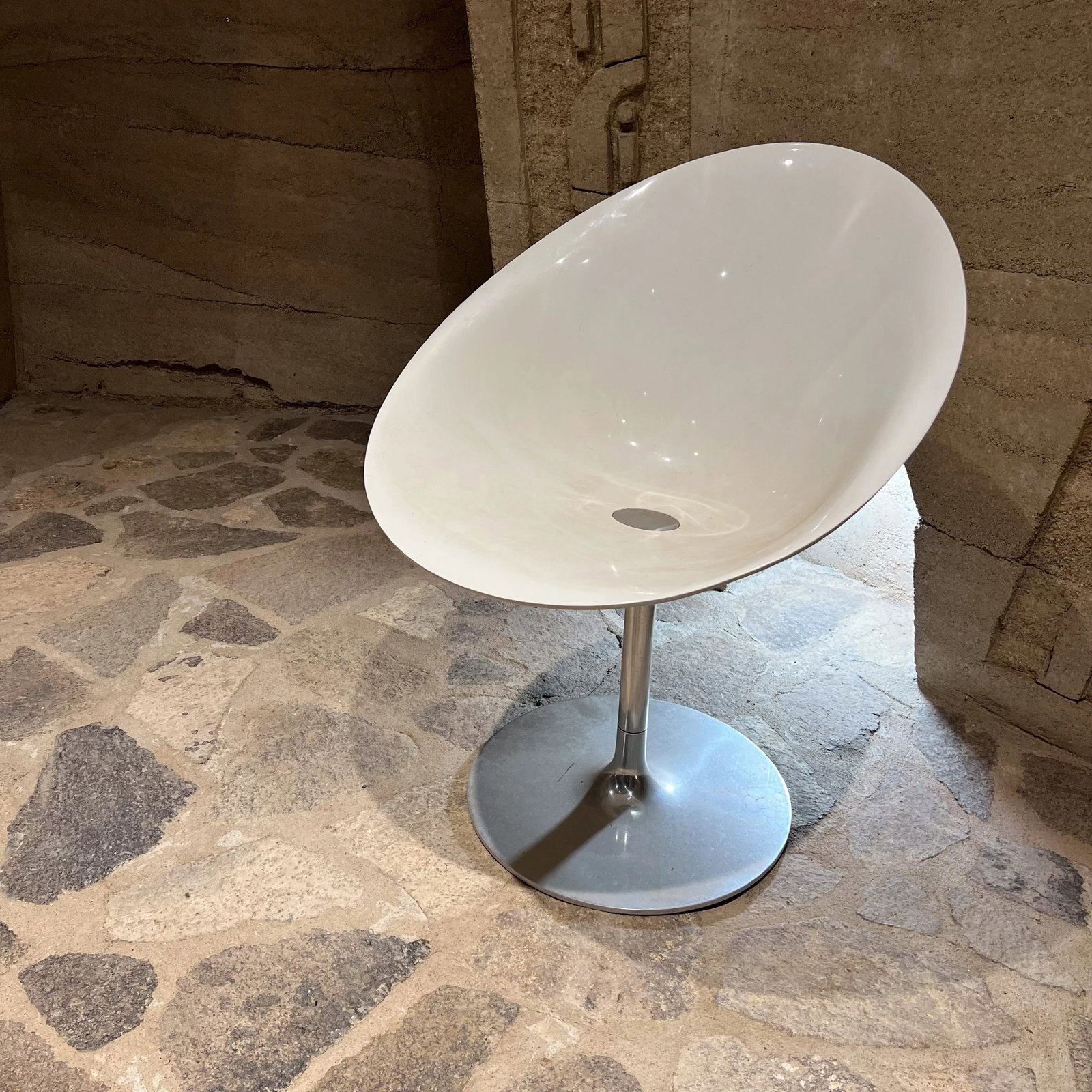 Philippe Starck for Kartell White Swivel Eros Chair Italy - 2