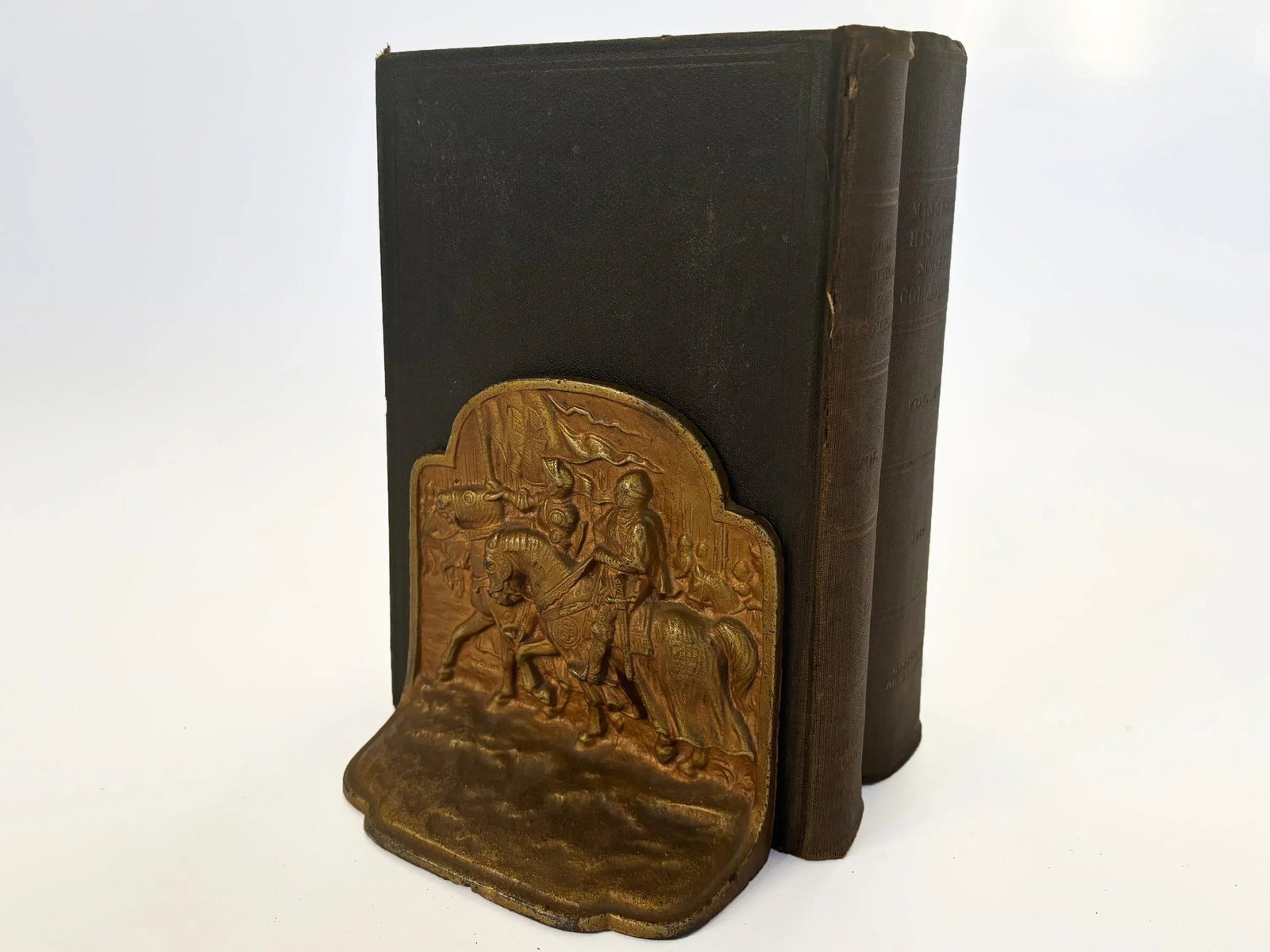 1930s Hubley Cast Iron Knight and Horse Bookends - a Pair - 4