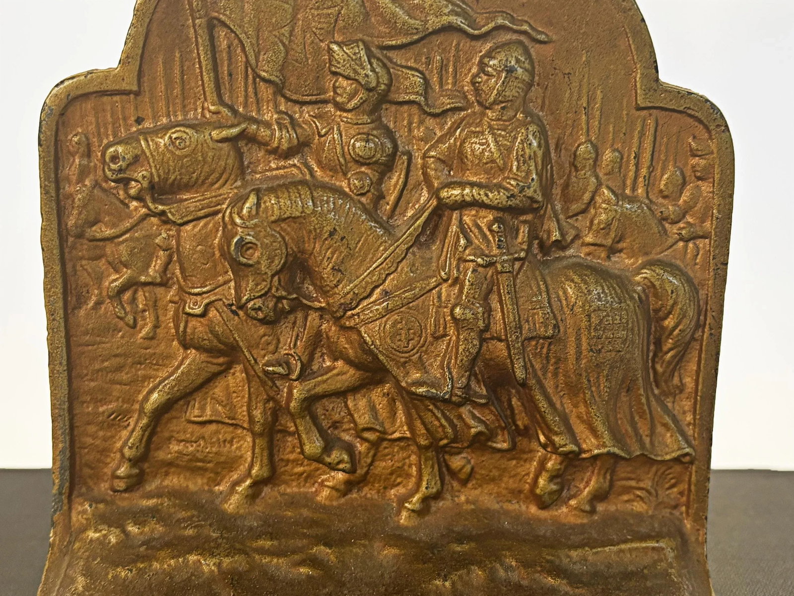 1930s Hubley Cast Iron Knight and Horse Bookends - a Pair - 9