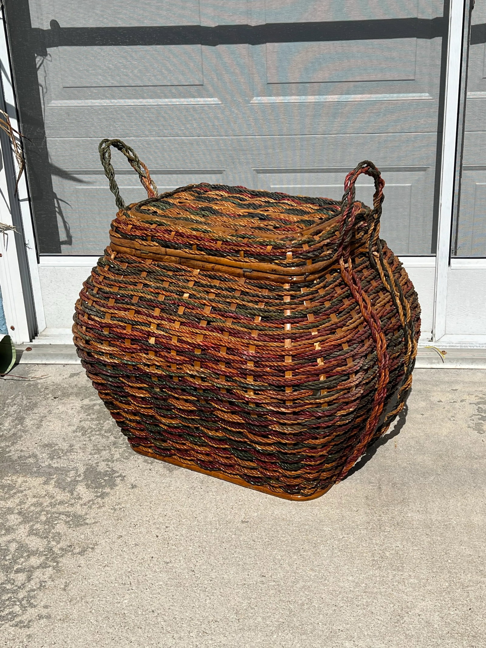 1970s Large Decorative Lidded Storage Basket With Colored Rope - 5