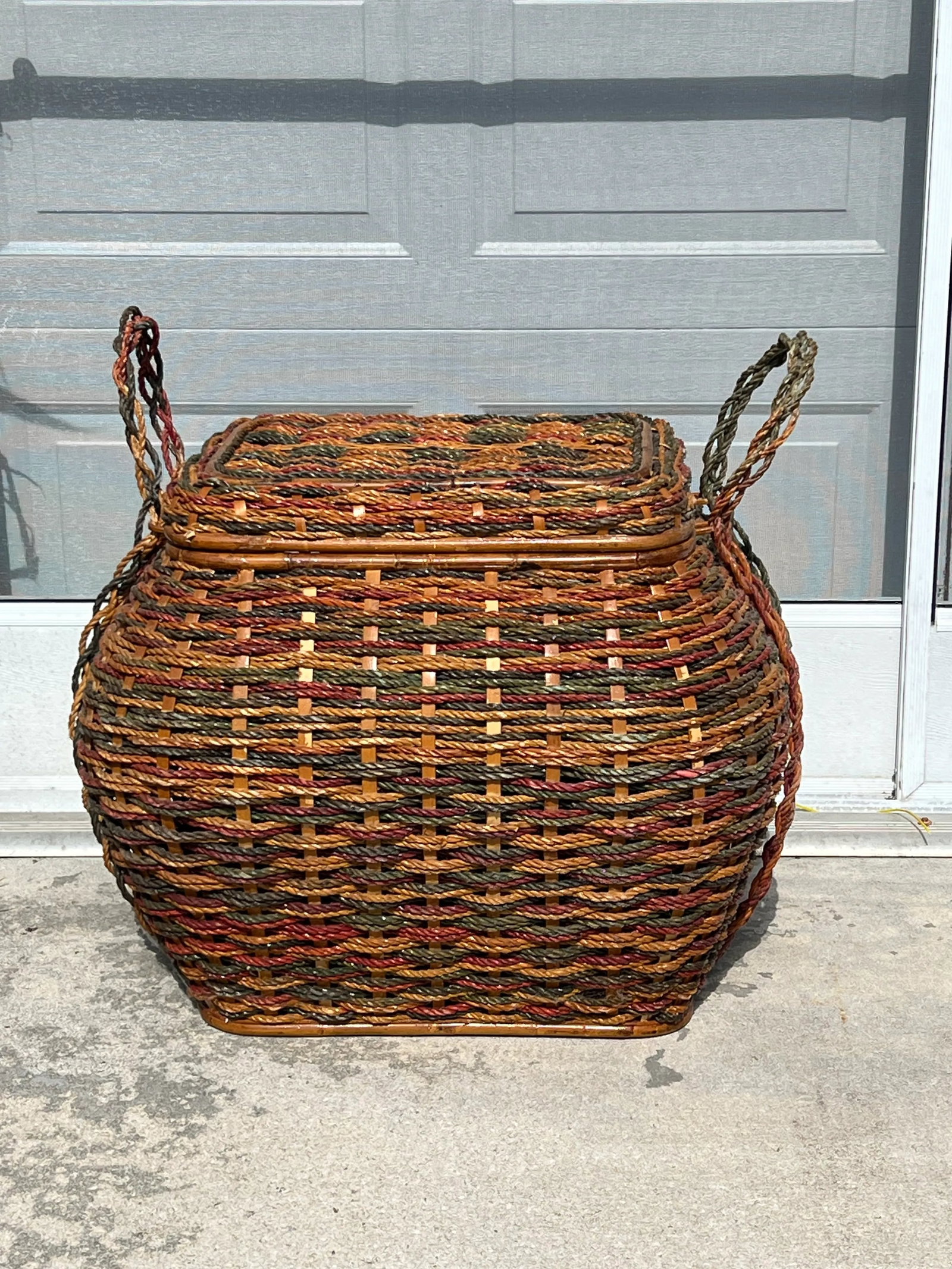 1970s Large Decorative Lidded Storage Basket With Colored Rope - 7