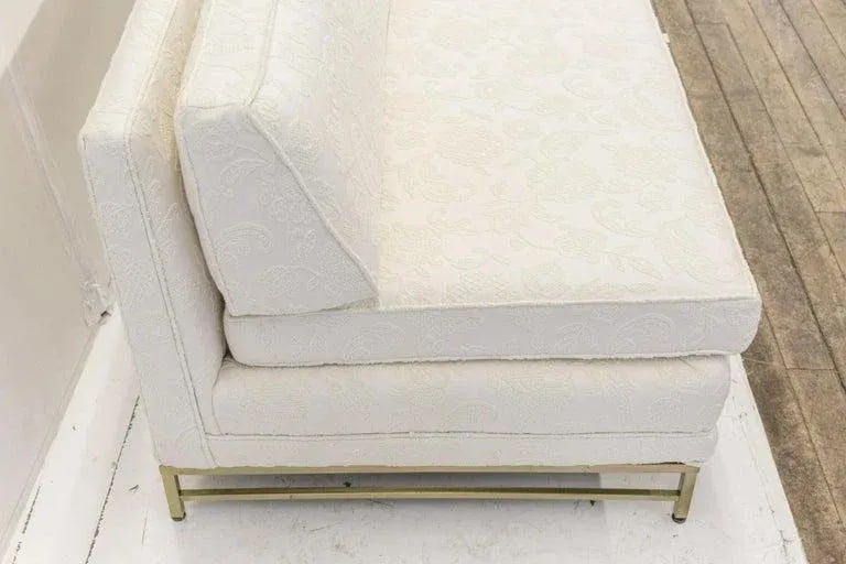 Paul McCobb Mid-Century Modern White Two-Part Sectional Sofa, Brass Base, 1950s - 6