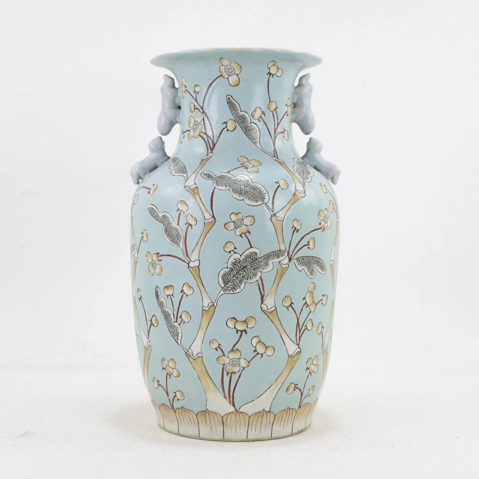 Chinese Porcelain Vase With Floral and Foliage Design - 2