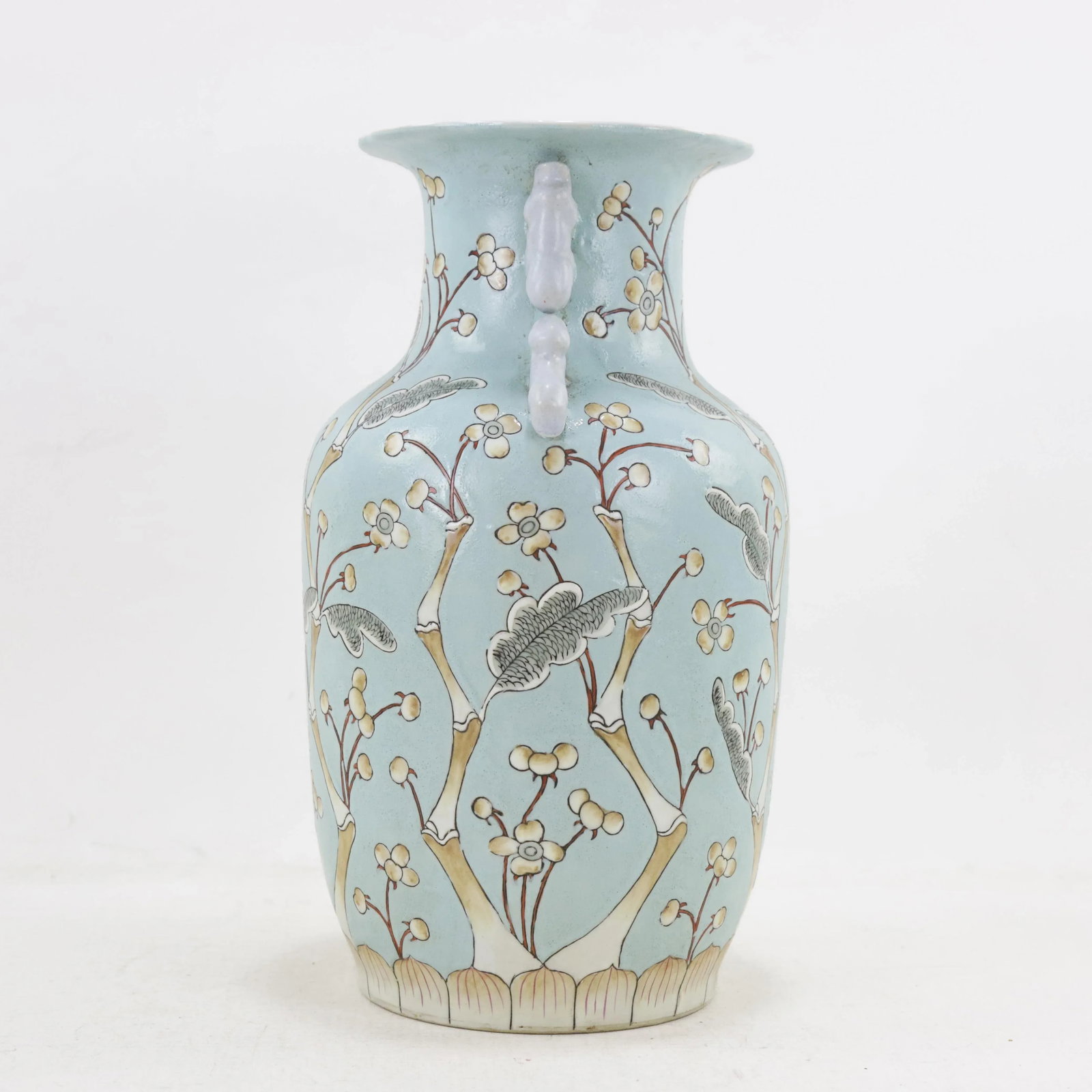 Chinese Porcelain Vase With Floral and Foliage Design - 3