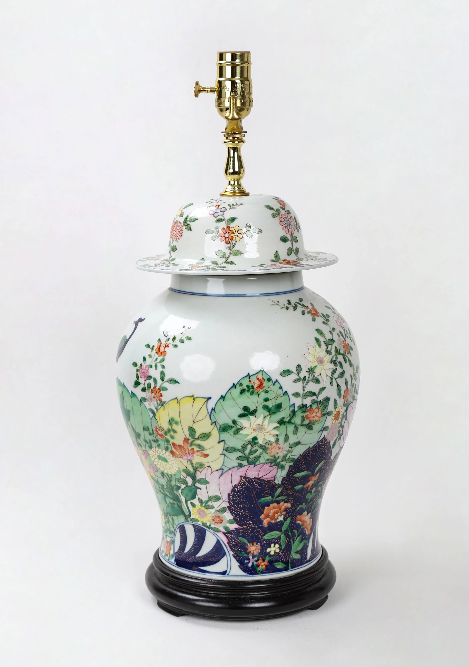 Vintage Famille Rose Temple Jar Table Lamp - 4