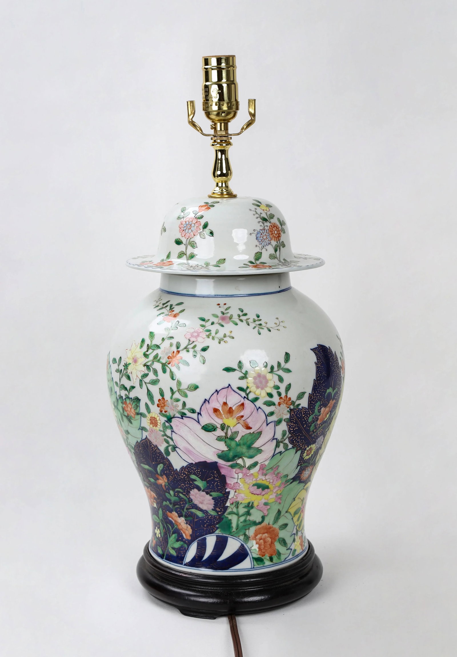 Vintage Famille Rose Temple Jar Table Lamp - 5