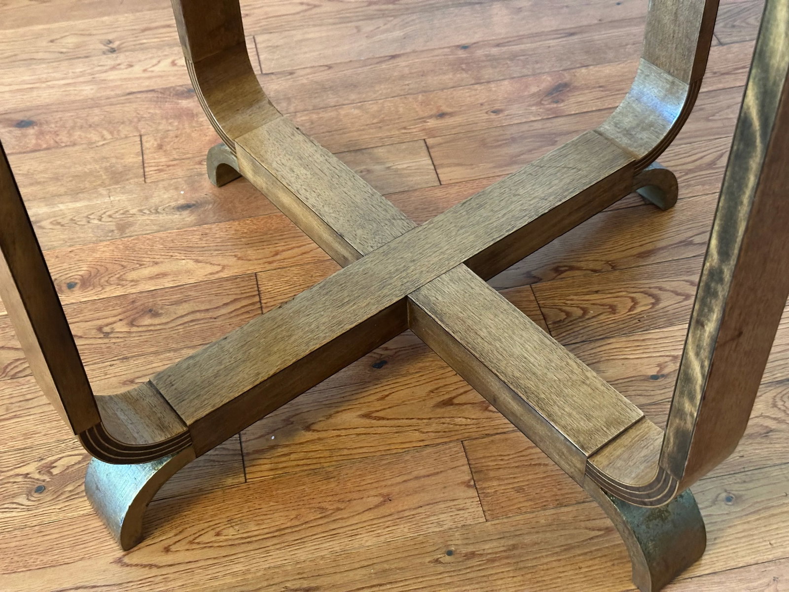 1930s Art Deco Round Center Table - 5