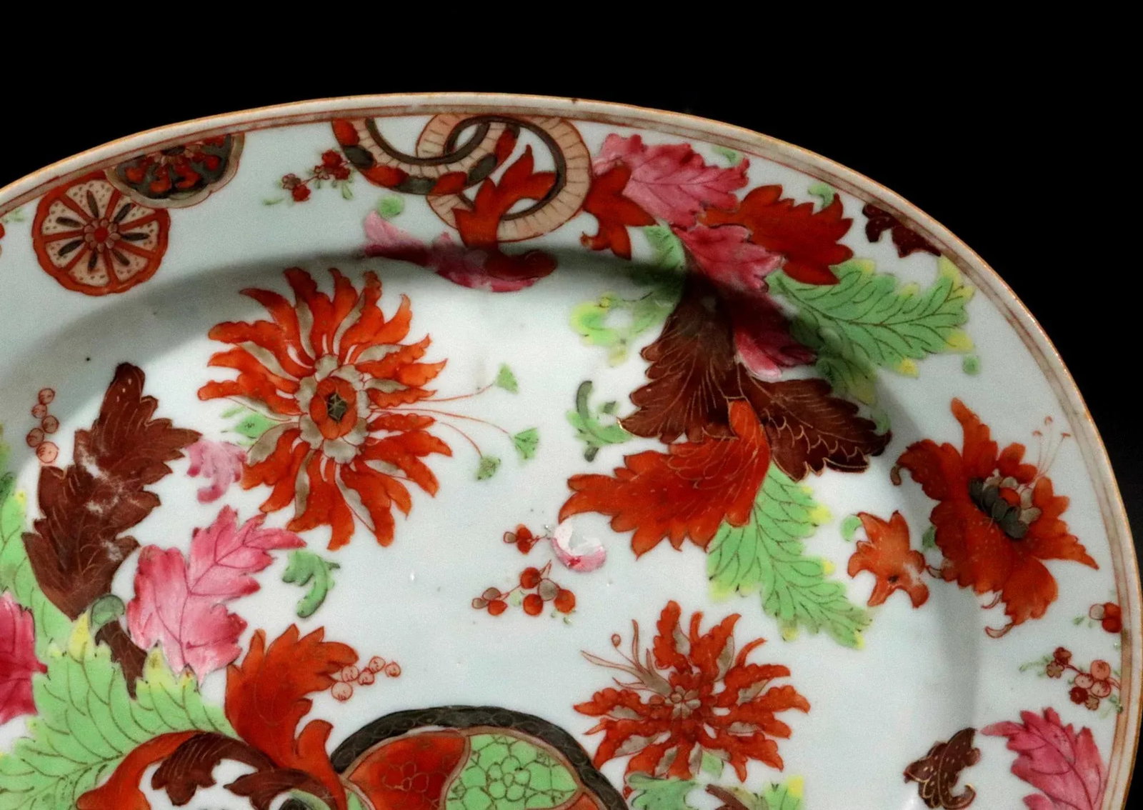 Verdant Splendor: Chinese Export "Pseudo Tobacco Leaf" Oval Dish - 4