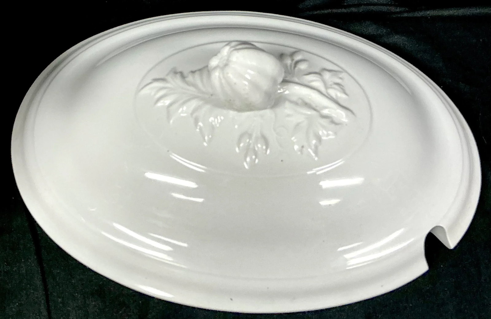 Ironstone Soup Tureen With Lid/Ladle by J.& G. Meakin Co. - 9