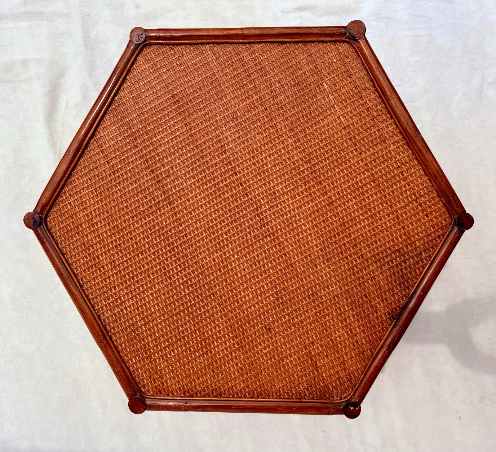 Vintage Asian Chinoiserie Hexagon Faux Bamboo and Rattan Side Table - 7