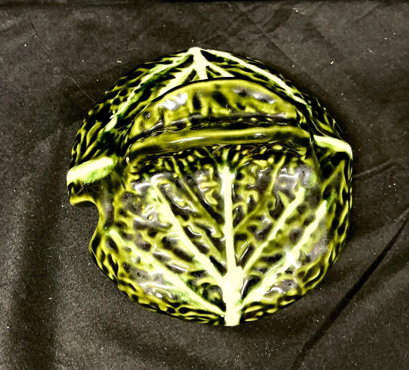 Majolica Cabbage Leaf Soup Tureen With Lid and Underplate - 5