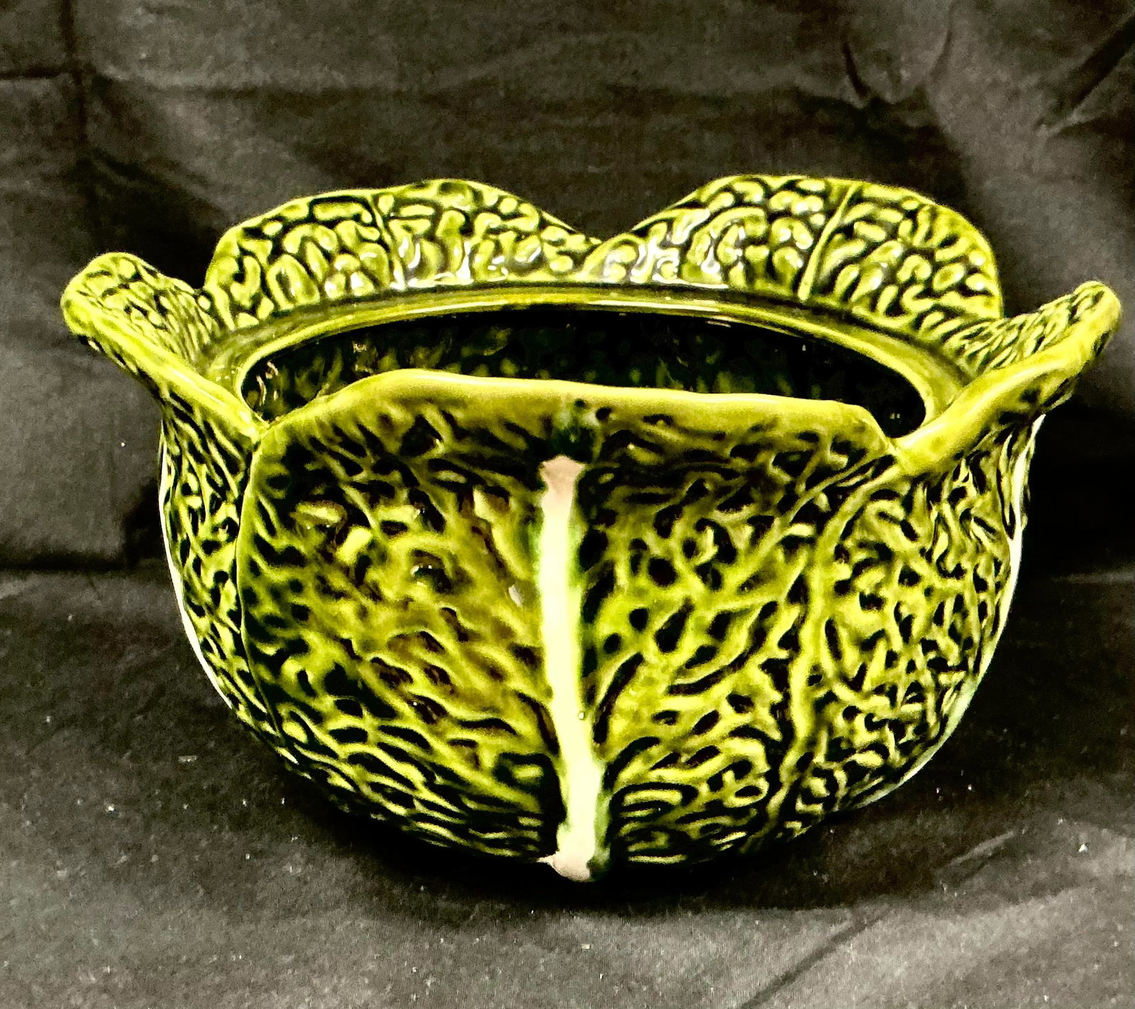 Majolica Cabbage Leaf Soup Tureen With Lid and Underplate - 7