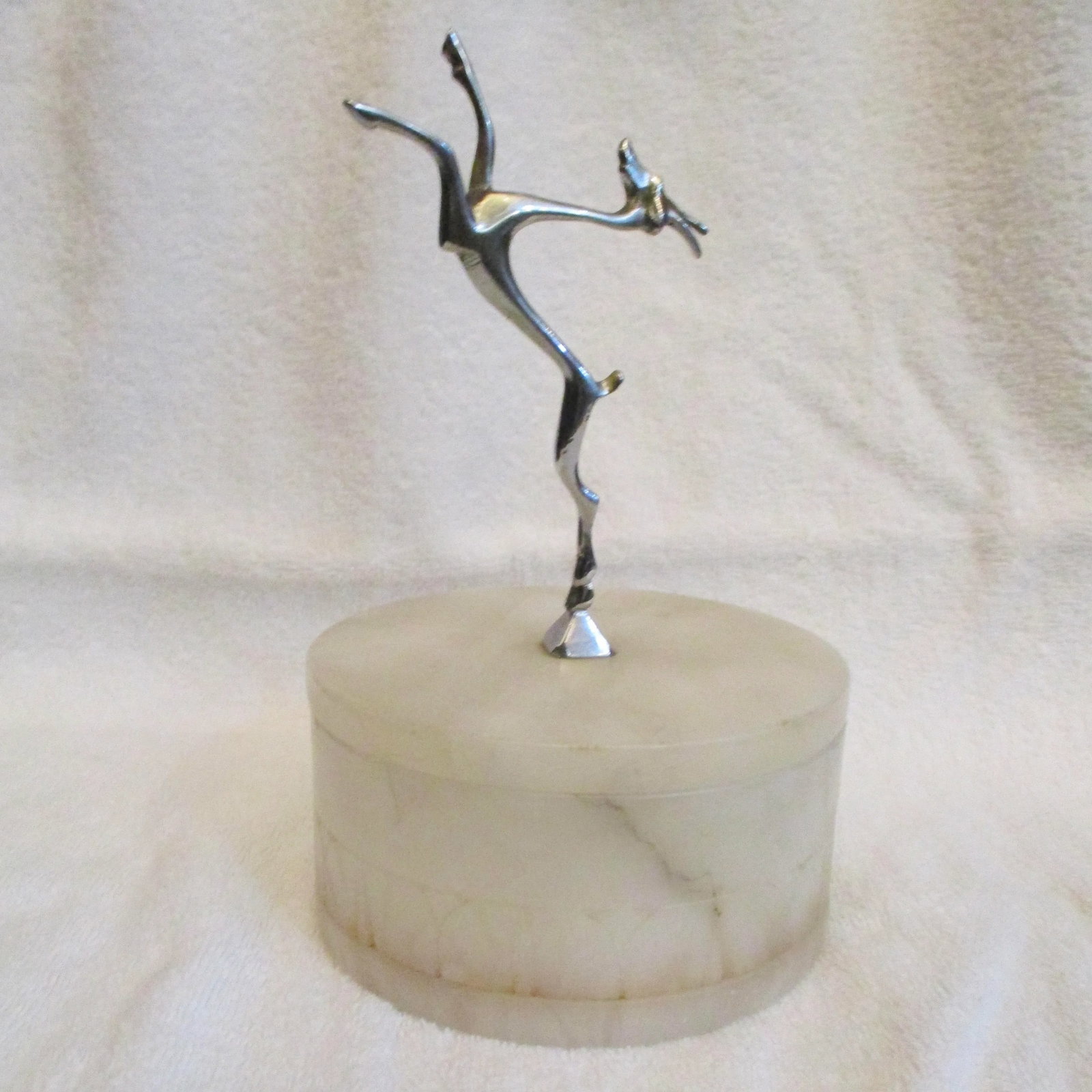 Vintage Art Deco Alabaster Powder Box - 10