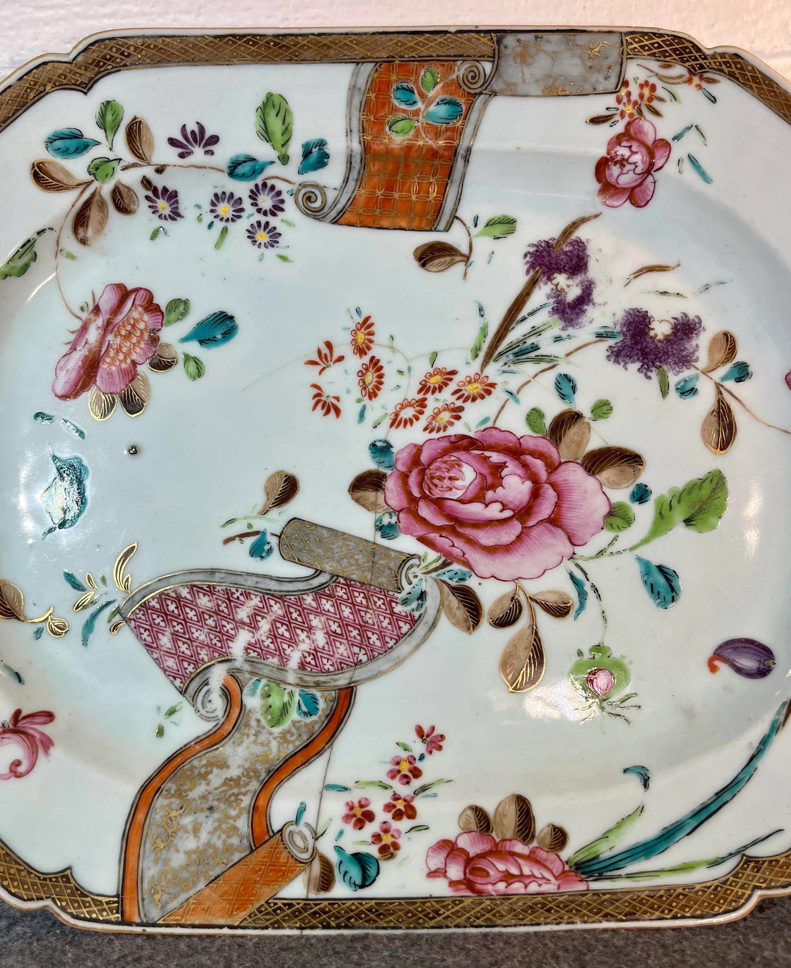 18th Century Chinese Export Famille Rose Hand Painted Porcelain Platter - 10