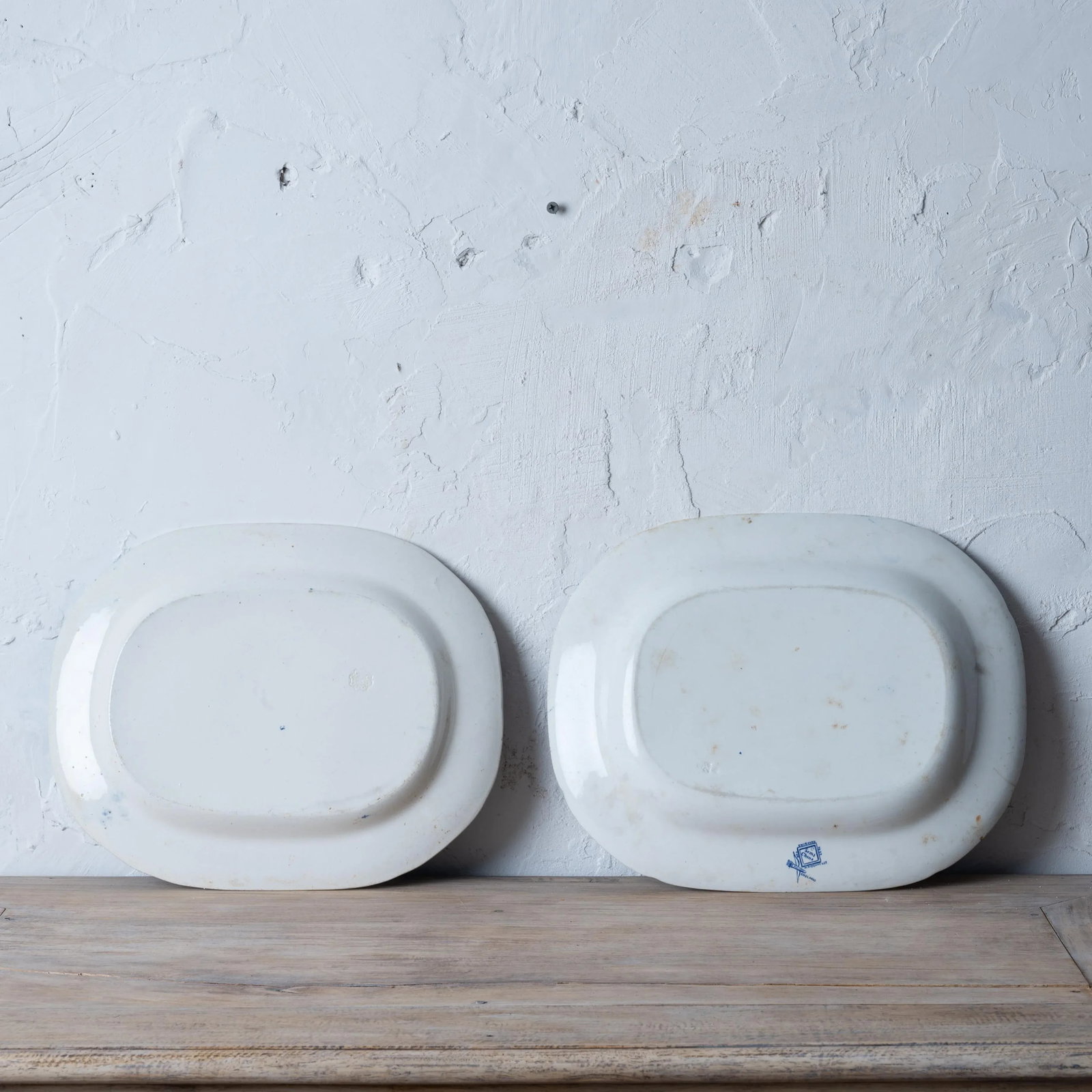 A Pair of English Blue Willow Platters - 7