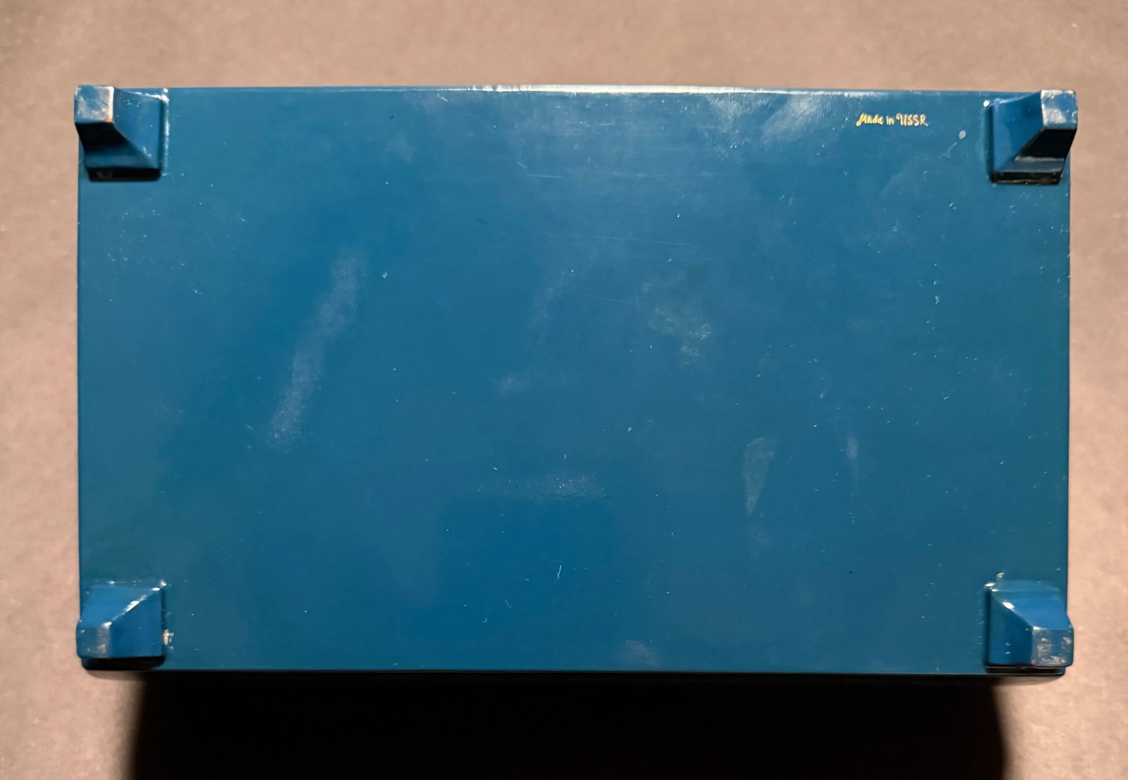 Late 20th Century Hand-Painted Lacquer Box – Swan Lake Scene - 8