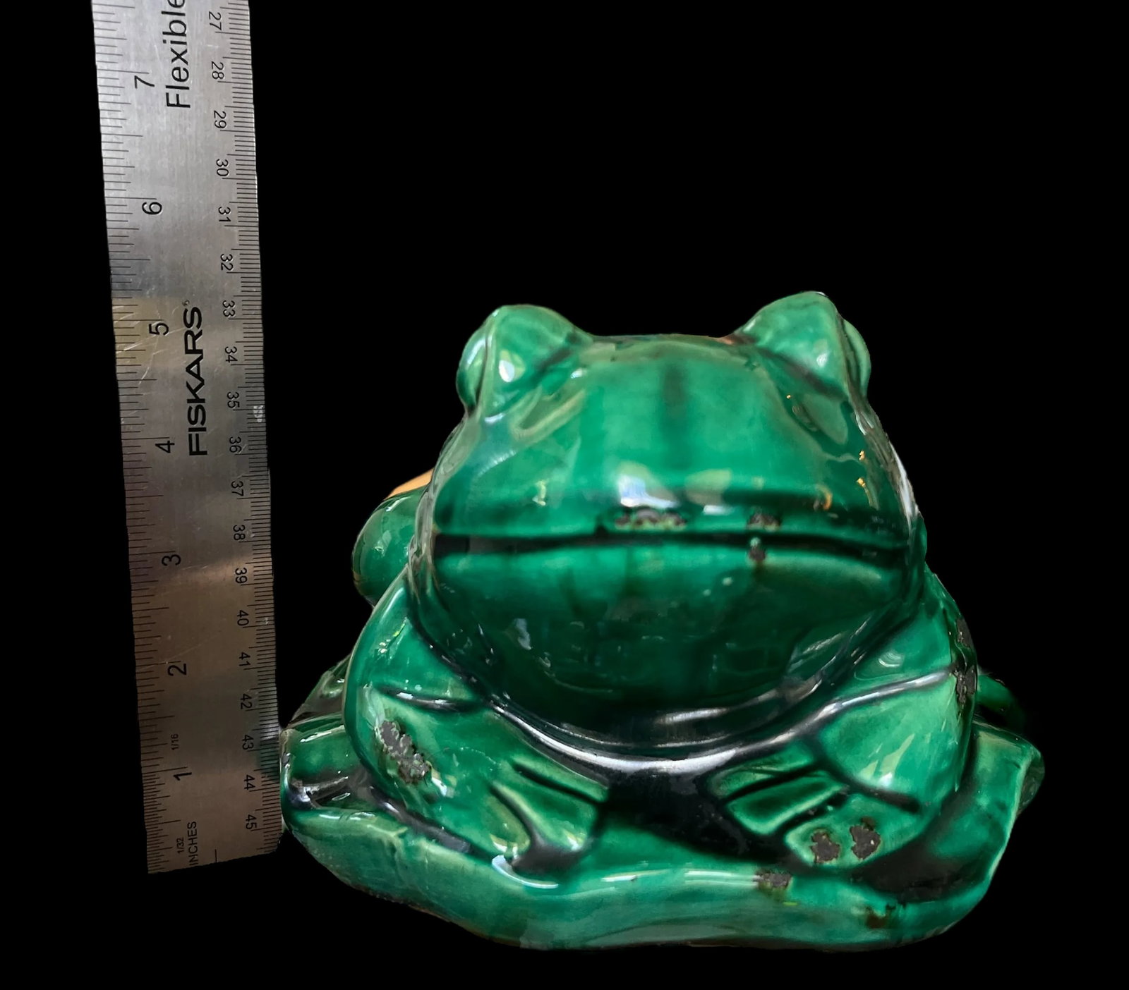 Vintage Glazed Green Ceramic Frogs on Lily Pad Bases Figural Statues - A Pair - 8