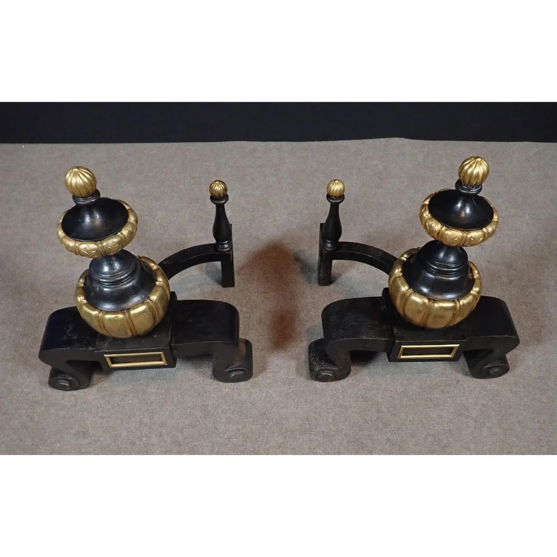 Pair of 19th-Century French Neoclassical Black and Gilt Chenets / Andirons - 4