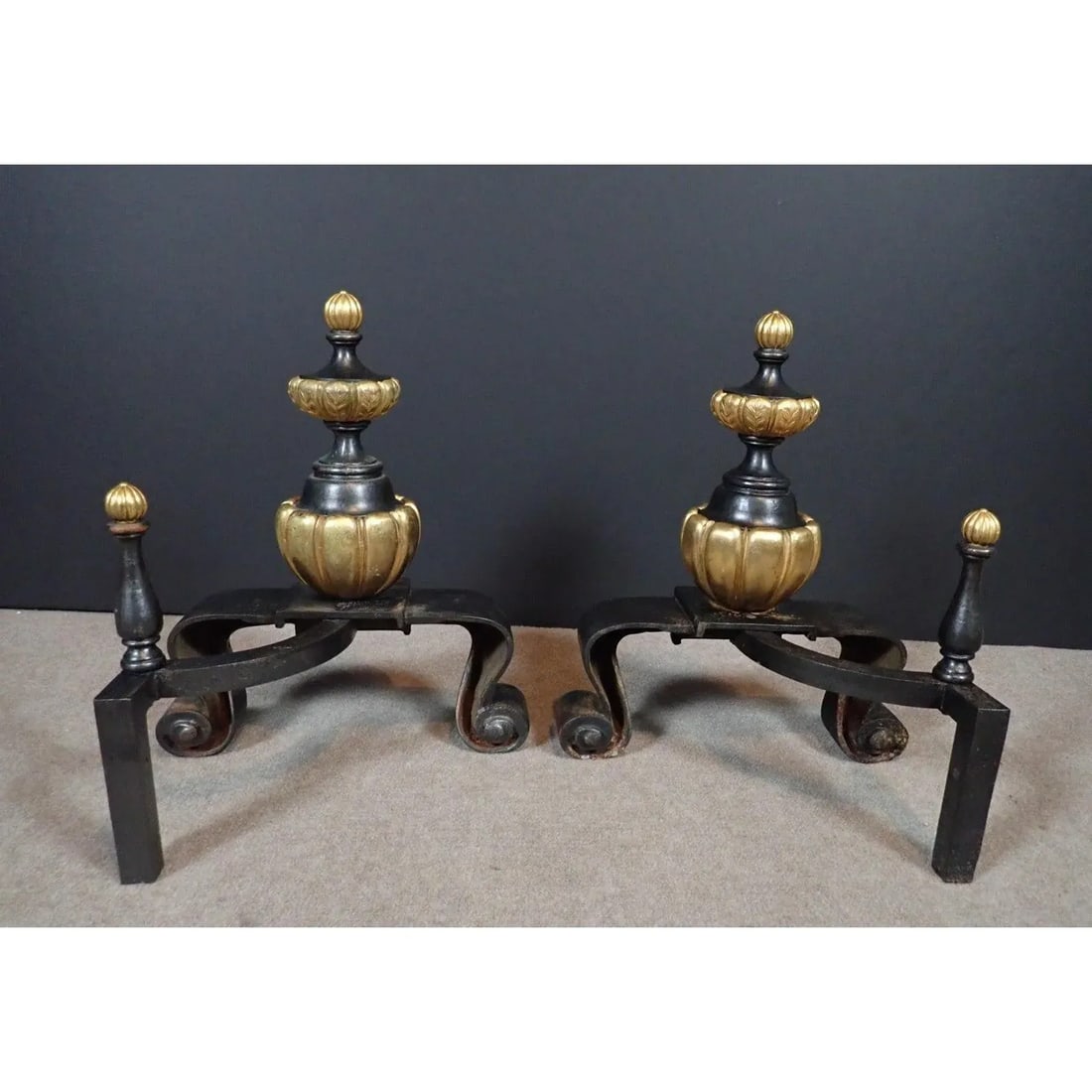 Pair of 19th-Century French Neoclassical Black and Gilt Chenets / Andirons - 7