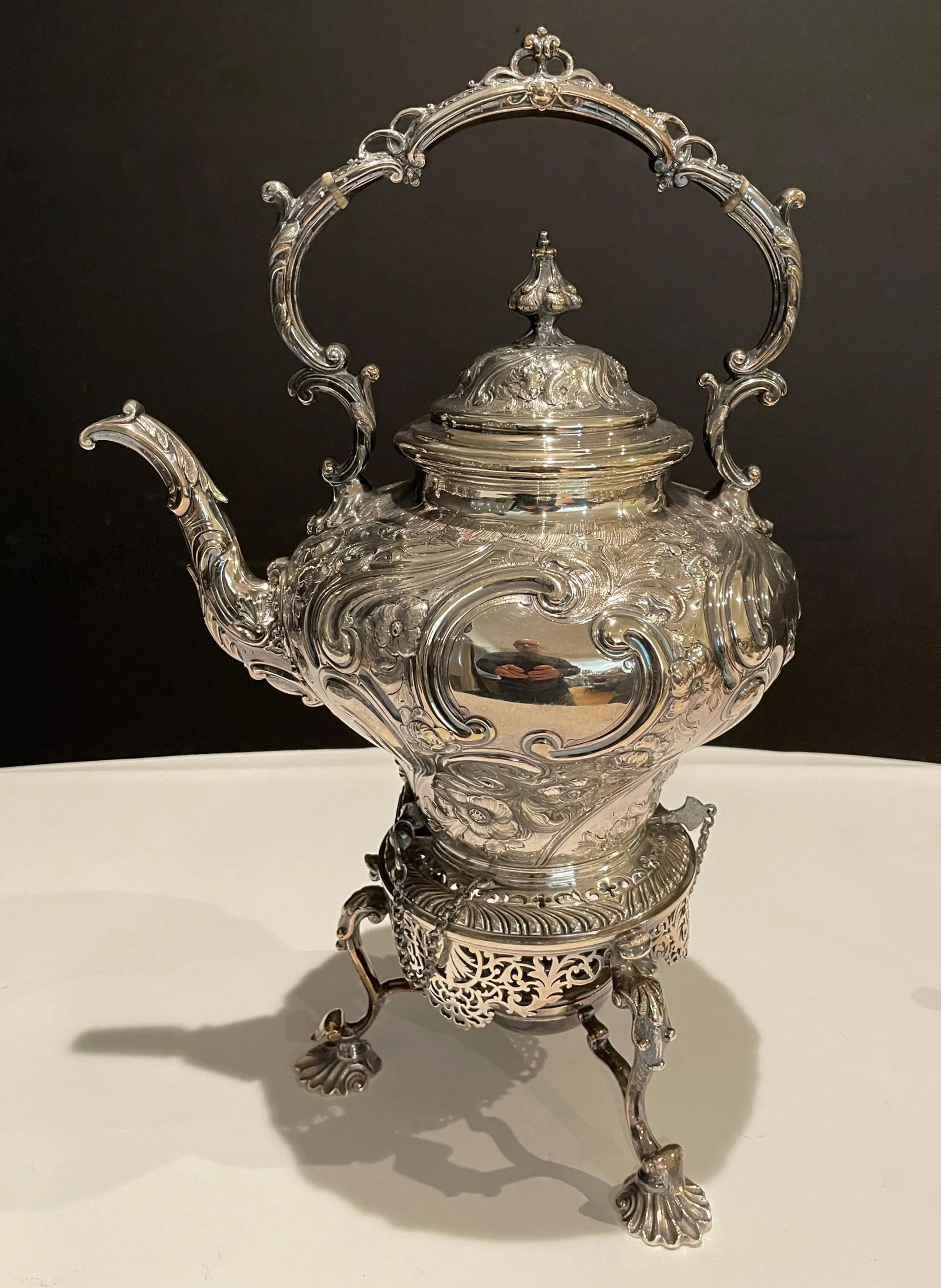 Mid 19th Century Antique Martin, Hall & Co. English Silver Plate Tea Set, 6 Pieces - 6
