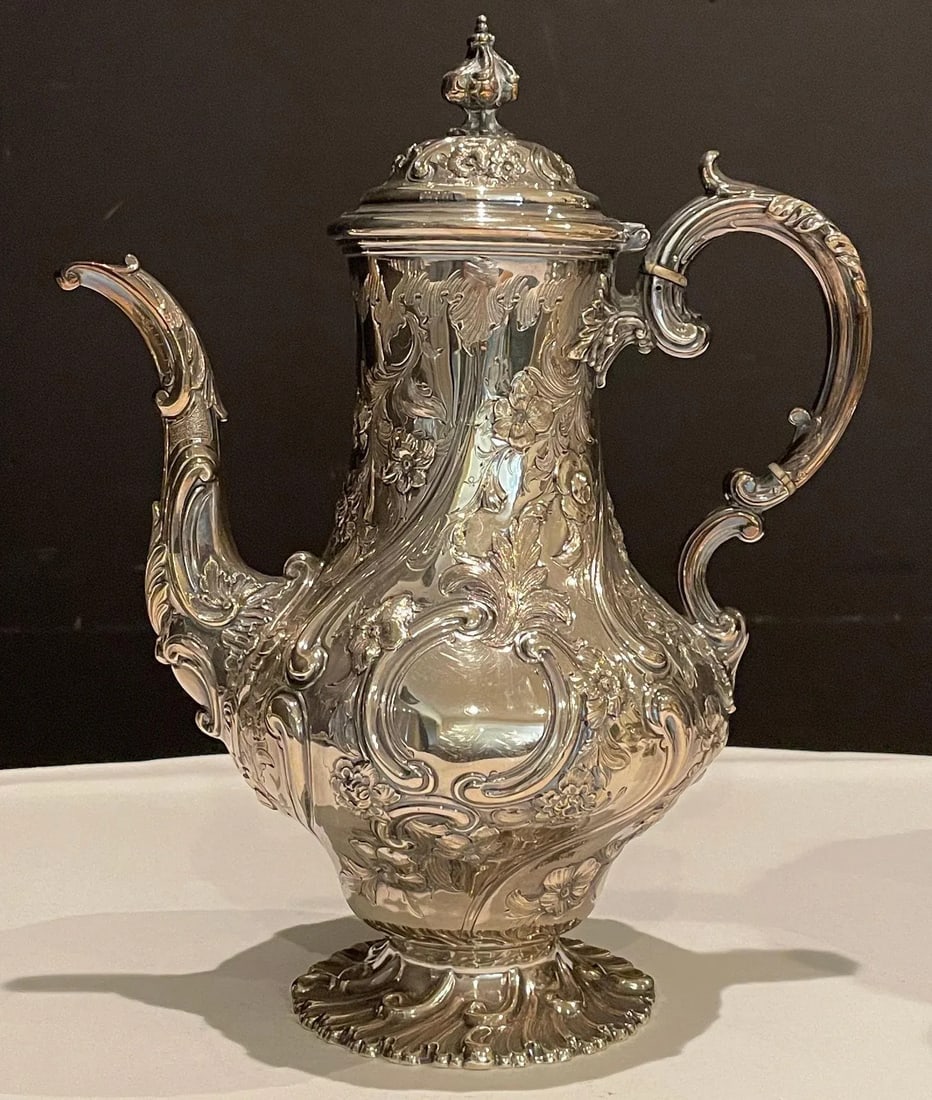 Mid 19th Century Antique Martin, Hall & Co. English Silver Plate Tea Set, 6 Pieces - 8