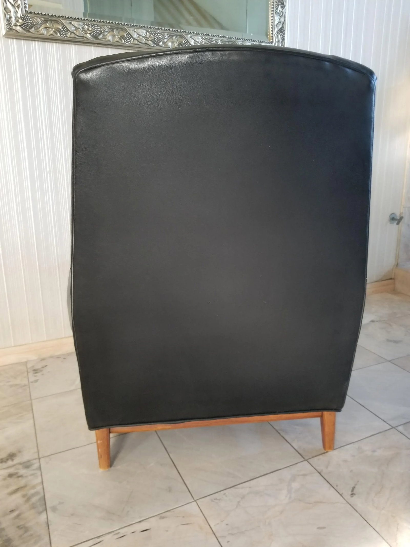 1950s Heritage Faux Leather Mahogany Lounge Chair - 3