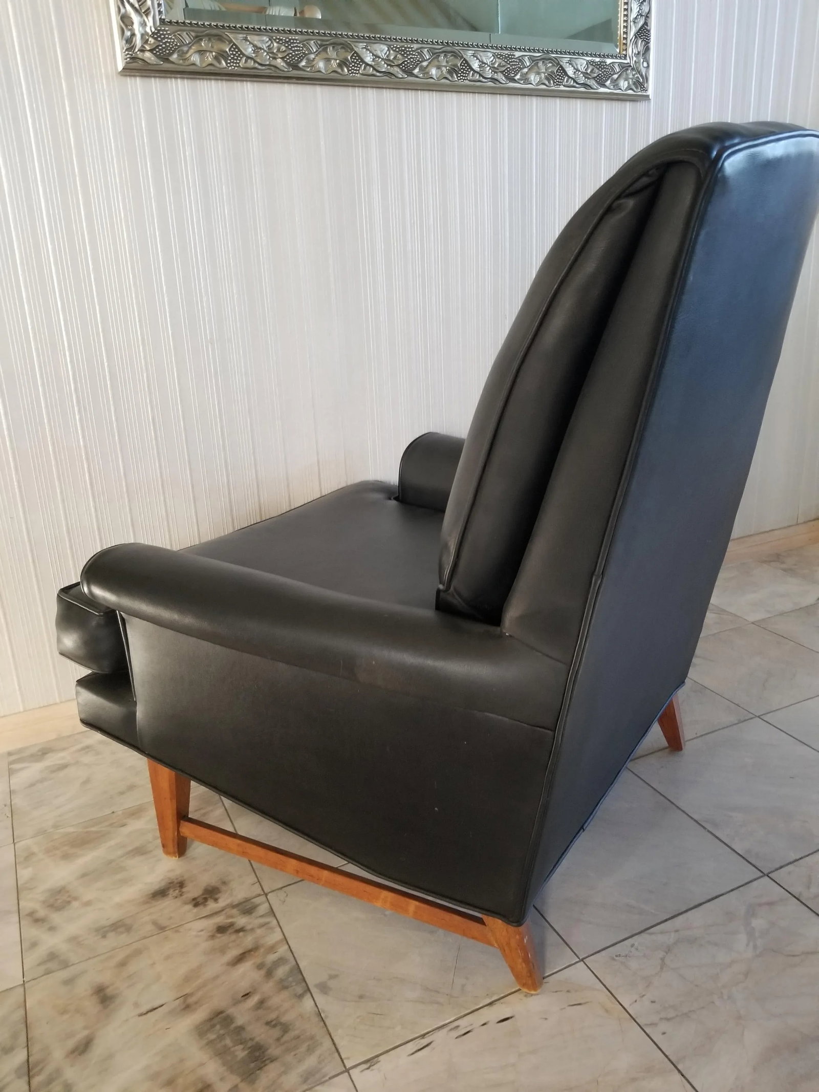 1950s Heritage Faux Leather Mahogany Lounge Chair - 4
