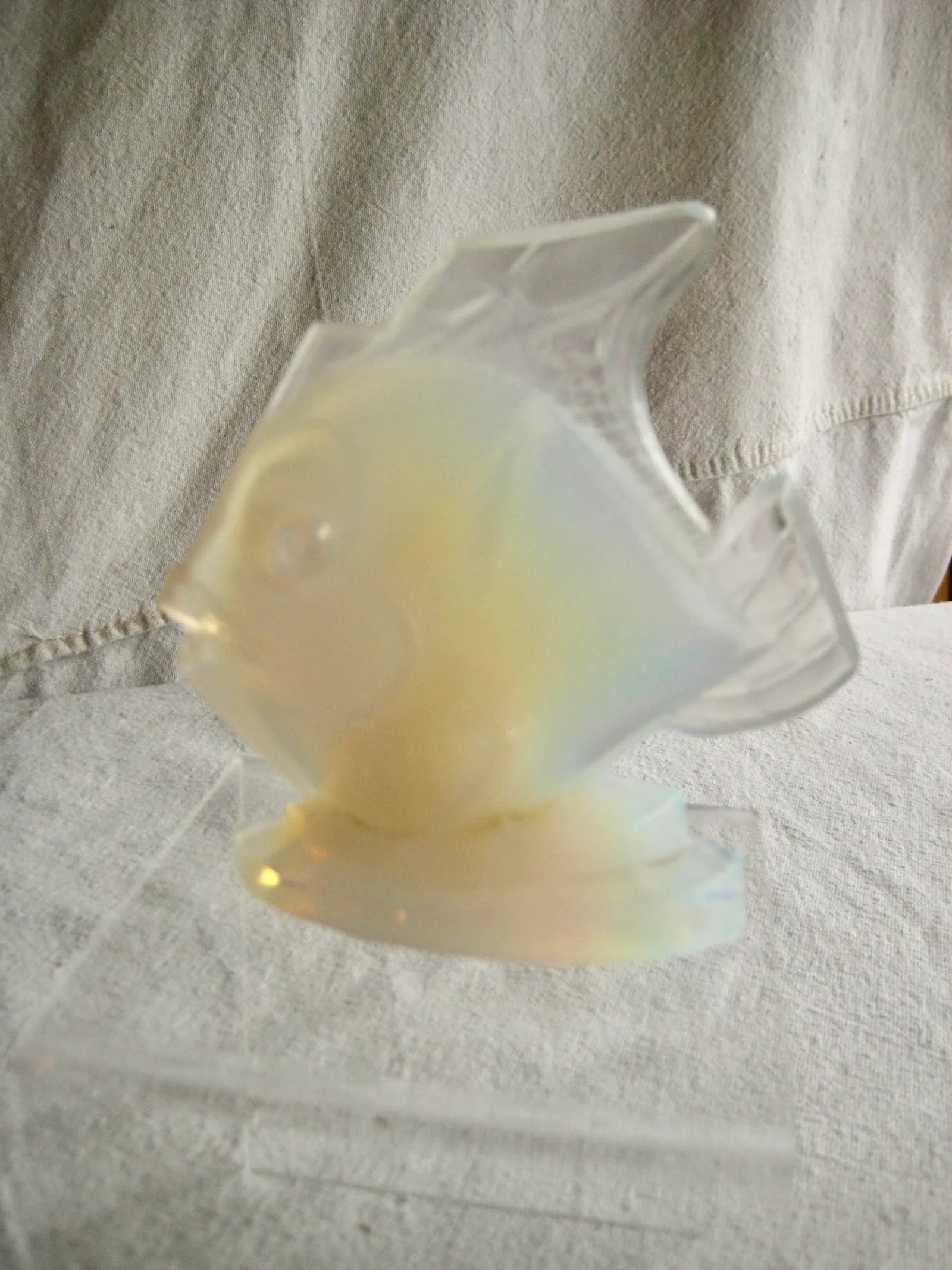 1930s French Opalescent Sabino Glass Fish - 3